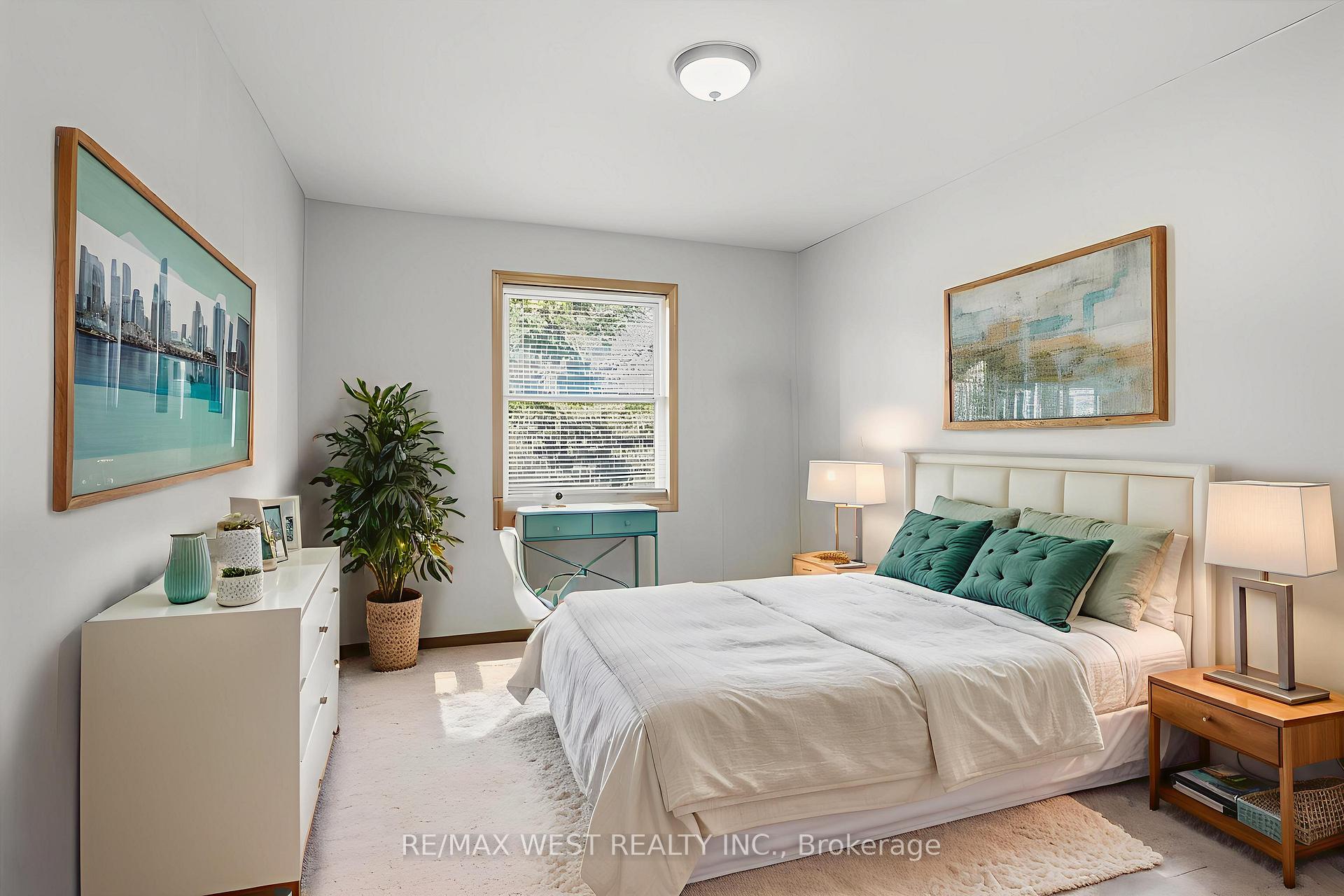 Photo 7 of 816 Brealey Drive, Peterborough, Otonabee Ward 1 — HOMEH