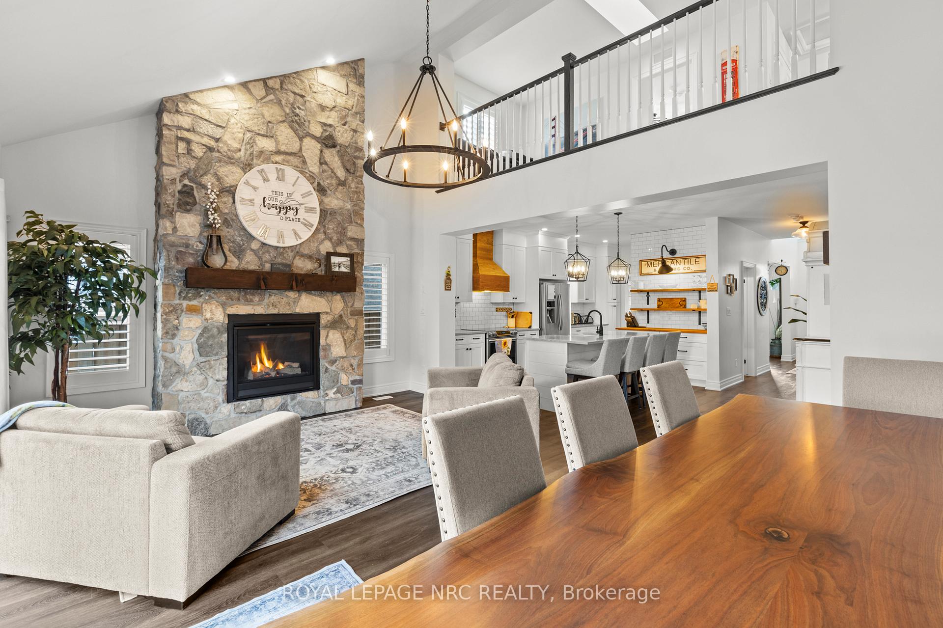 Photo 18 of 374 Julia Drive, Welland, Coyle Creek — HOMEH