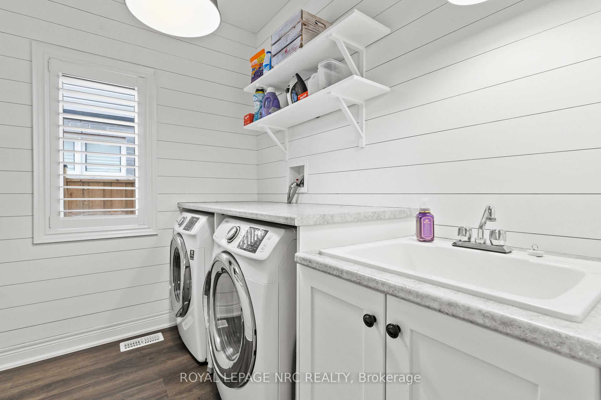 Photo 23 of 374 Julia Drive, Welland, Coyle Creek — HOMEH