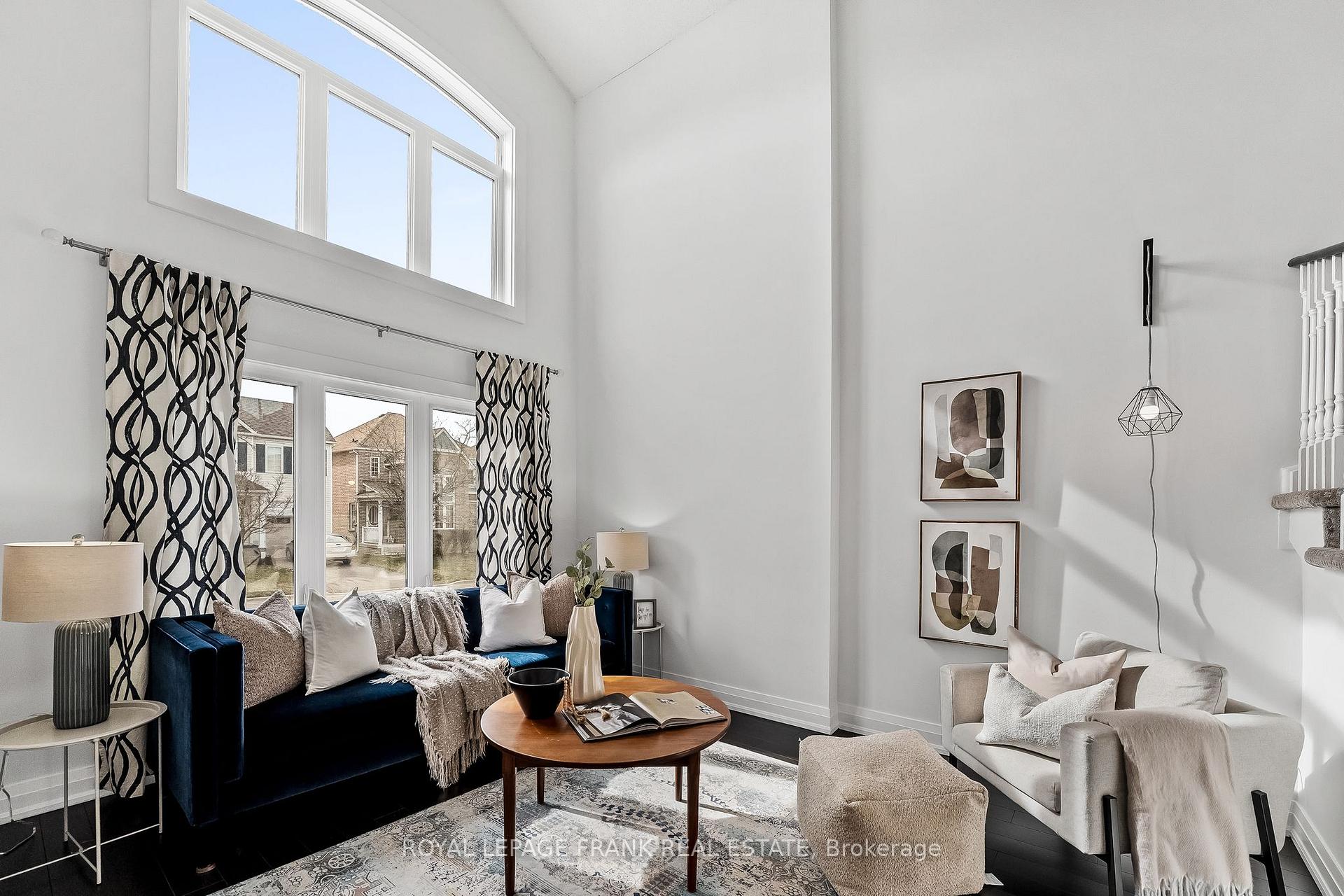 Photo 9 of 1465 Lyncroft Crescent, Oshawa, Taunton — HOMEH