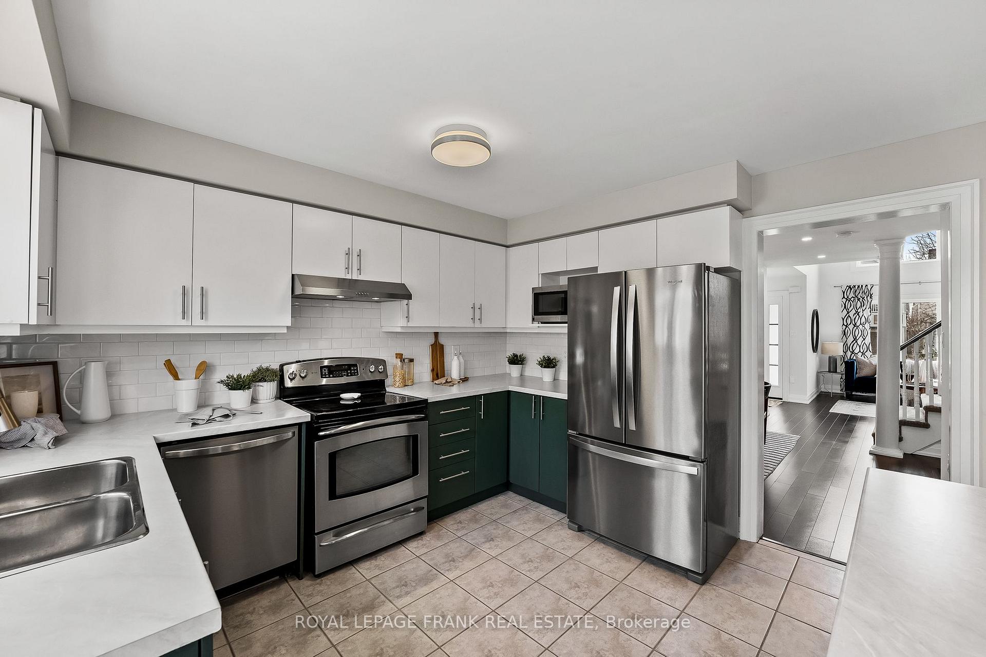 Photo 16 of 1465 Lyncroft Crescent, Oshawa, Taunton — HOMEH