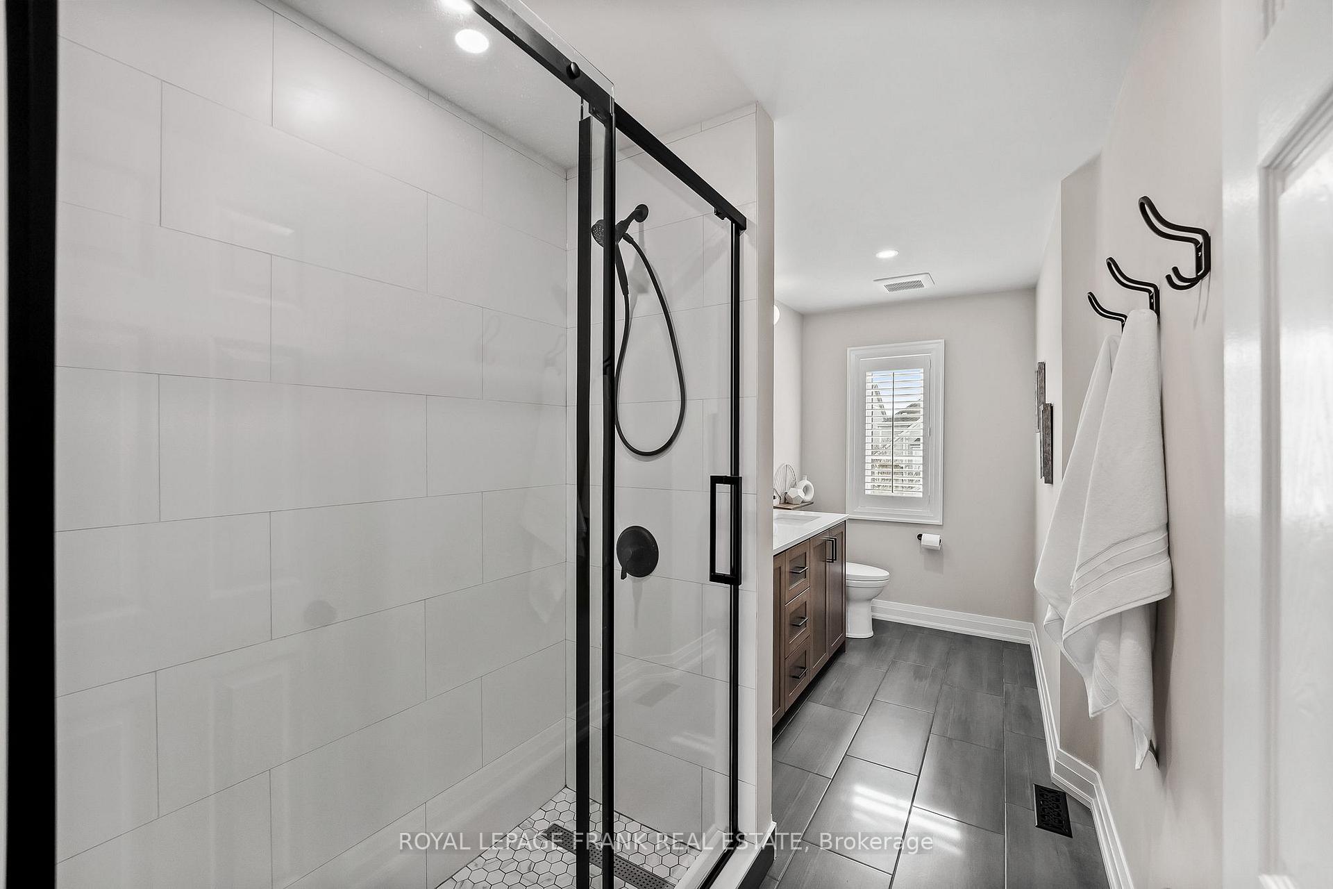 Photo 30 of 1465 Lyncroft Crescent, Oshawa, Taunton — HOMEH