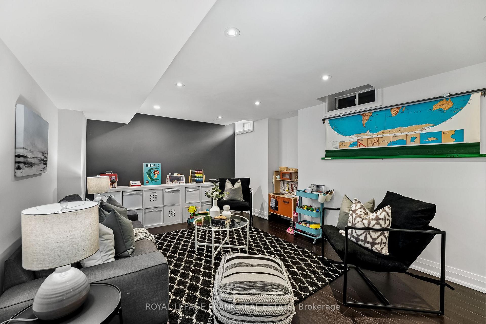 Photo 42 of 1465 Lyncroft Crescent, Oshawa, Taunton — HOMEH