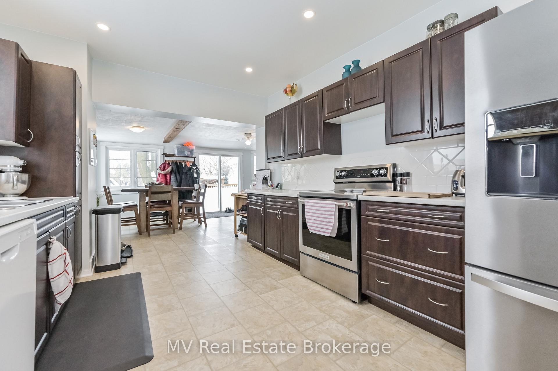 Photo 9 of 228 3rd Avenue, Arran-Elderslie — HOMEH
