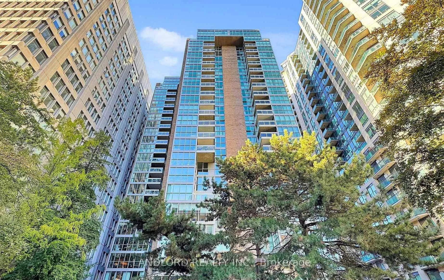 Photo 1 of Unit 705, 278 Bloor Street E, Toronto, Rosedale-Moore Park — HOMEH
