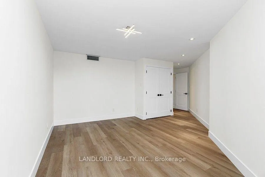 Photo 20 of Unit 705, 278 Bloor Street E, Toronto, Rosedale-Moore Park — HOMEH