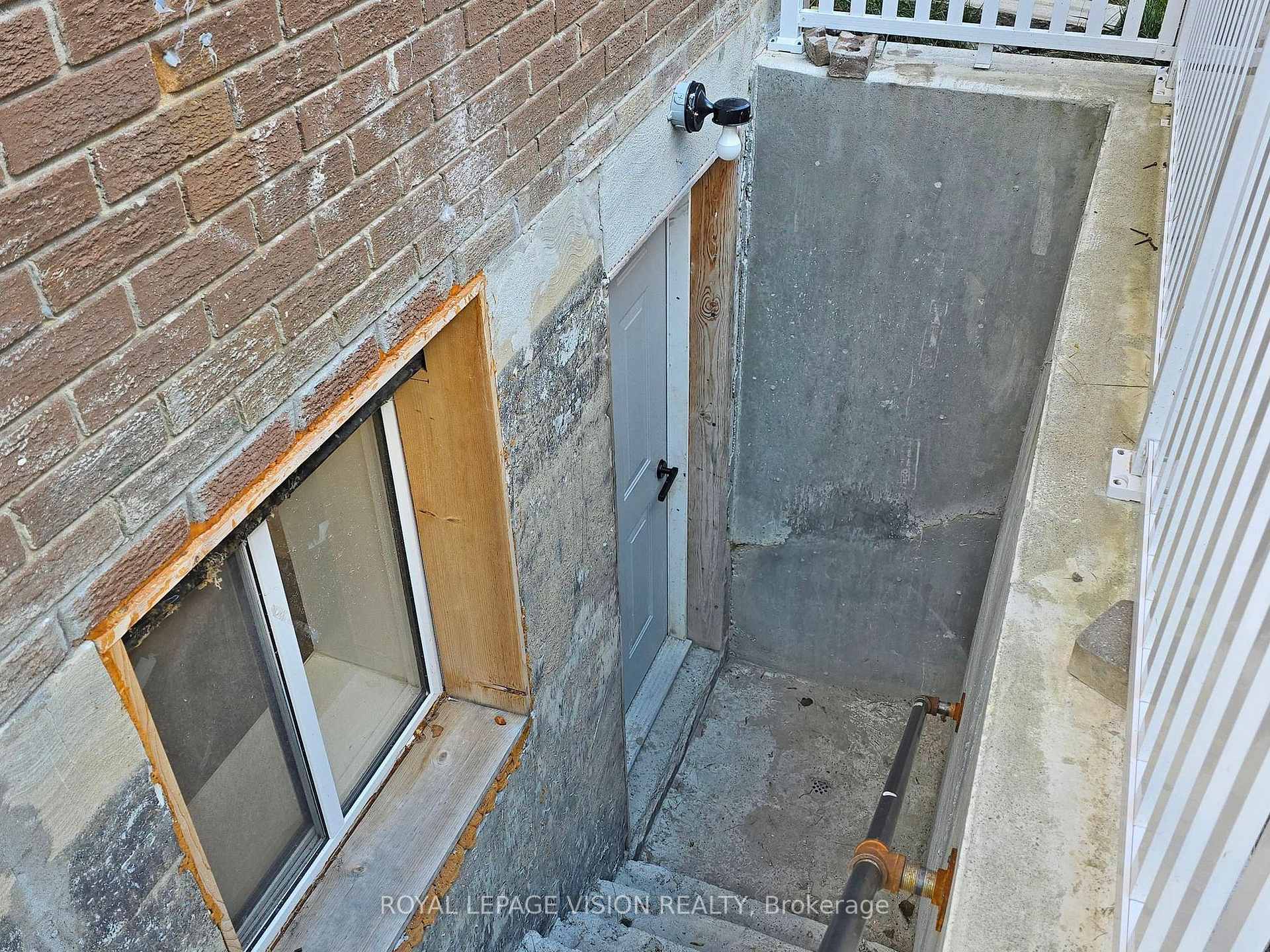 Photo 4 of Unit BSMT, 348 Preston Drive, Oshawa, McLaughlin — HOMEH
