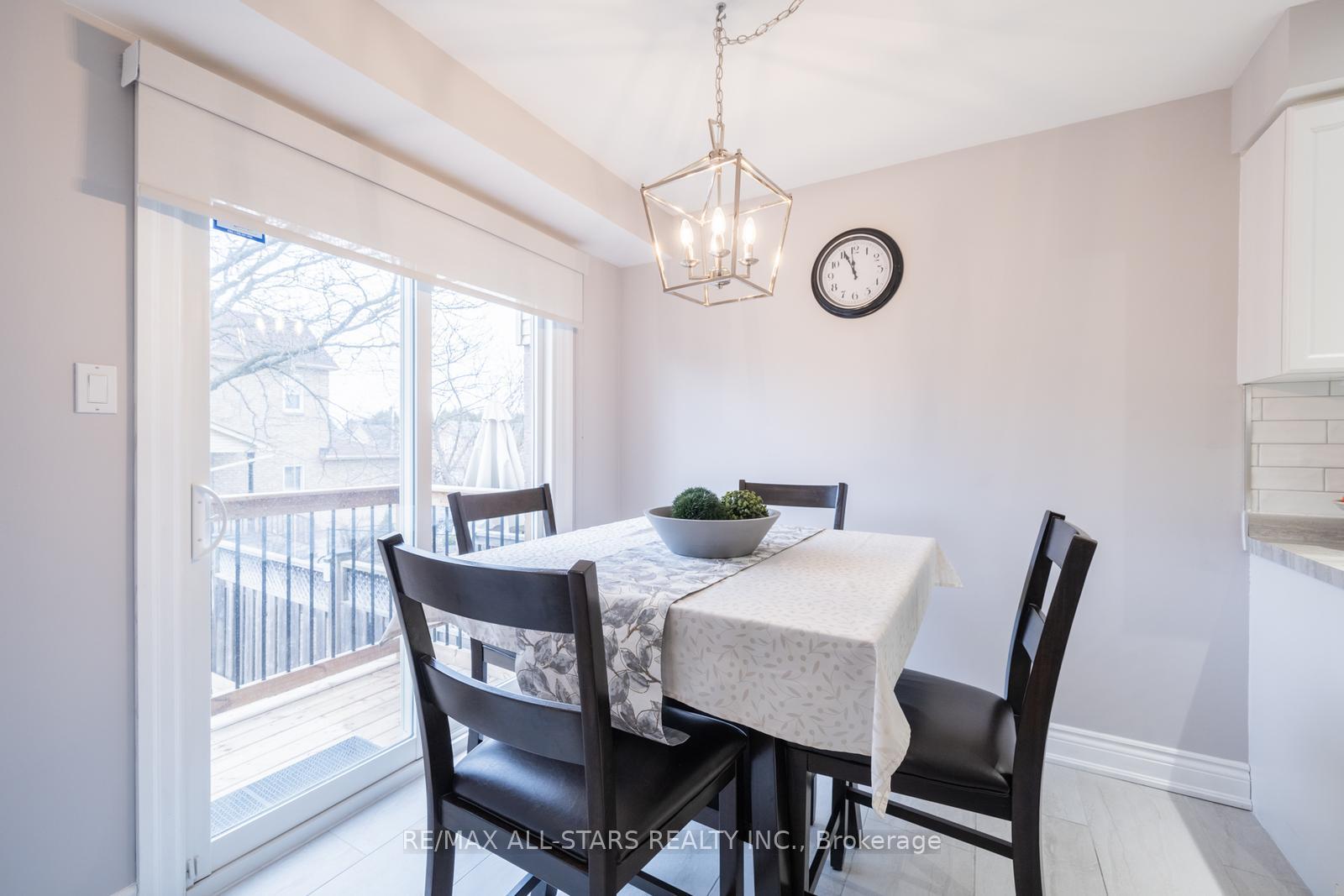 Photo 11 of 141 Timber Mill Avenue, Whitby, Williamsburg — HOMEH