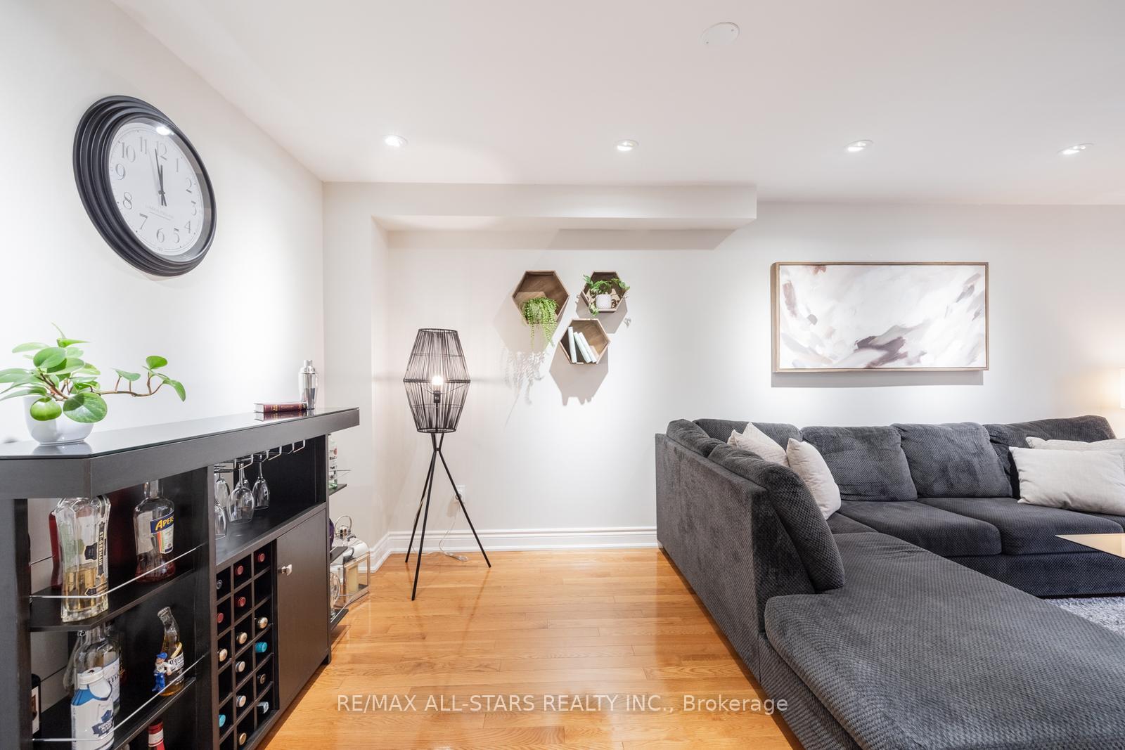 Photo 14 of 141 Timber Mill Avenue, Whitby, Williamsburg — HOMEH