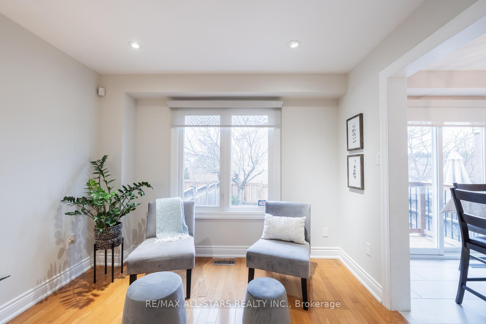 Photo 18 of 141 Timber Mill Avenue, Whitby, Williamsburg — HOMEH