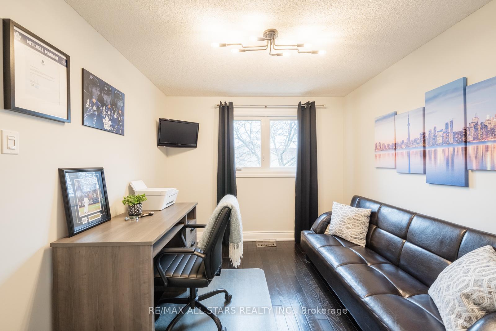 Photo 21 of 141 Timber Mill Avenue, Whitby, Williamsburg — HOMEH