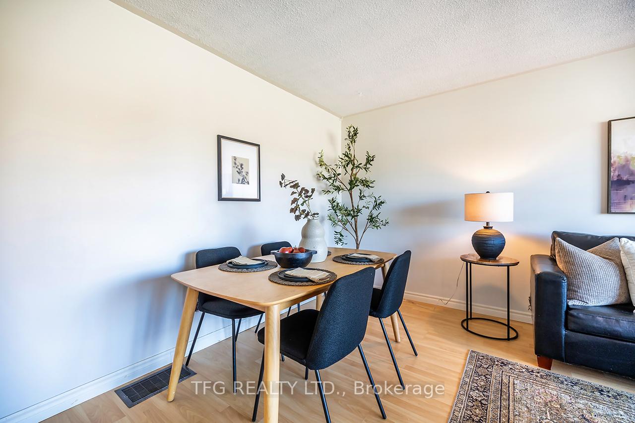 Photo 5 of 789 Crawford Drive, Peterborough, Otonabee Ward 1 — HOMEH