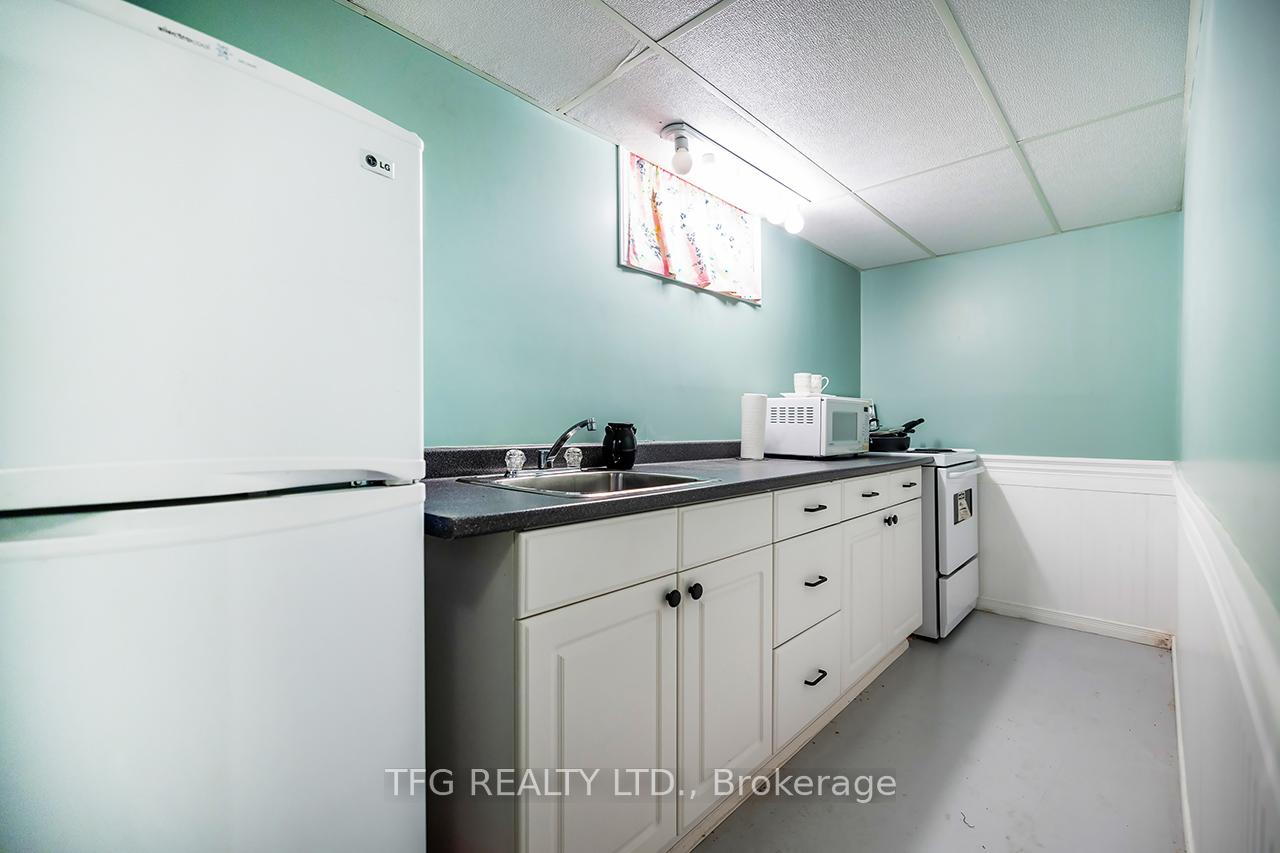 Photo 20 of 789 Crawford Drive, Peterborough, Otonabee Ward 1 — HOMEH