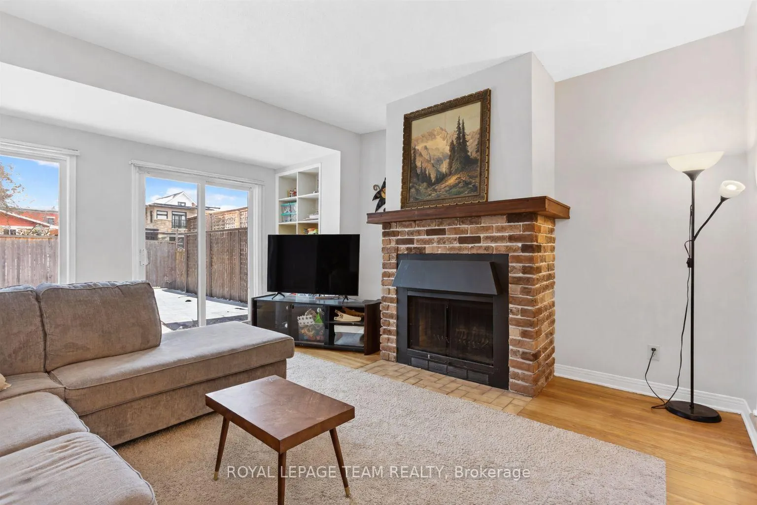 Photo 5 of 37 Leonard Avenue, Ottawa, Old Ottawa South — HOMEH