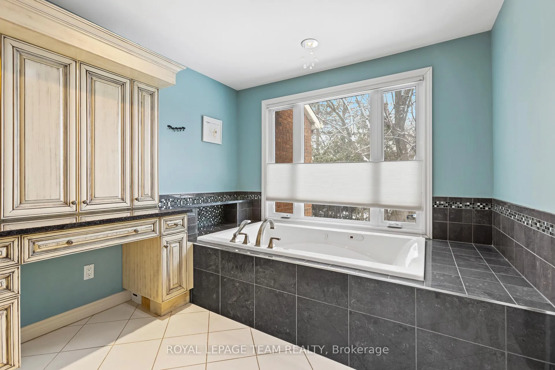 Photo 19 of 37 Leonard Avenue, Ottawa, Old Ottawa South — HOMEH