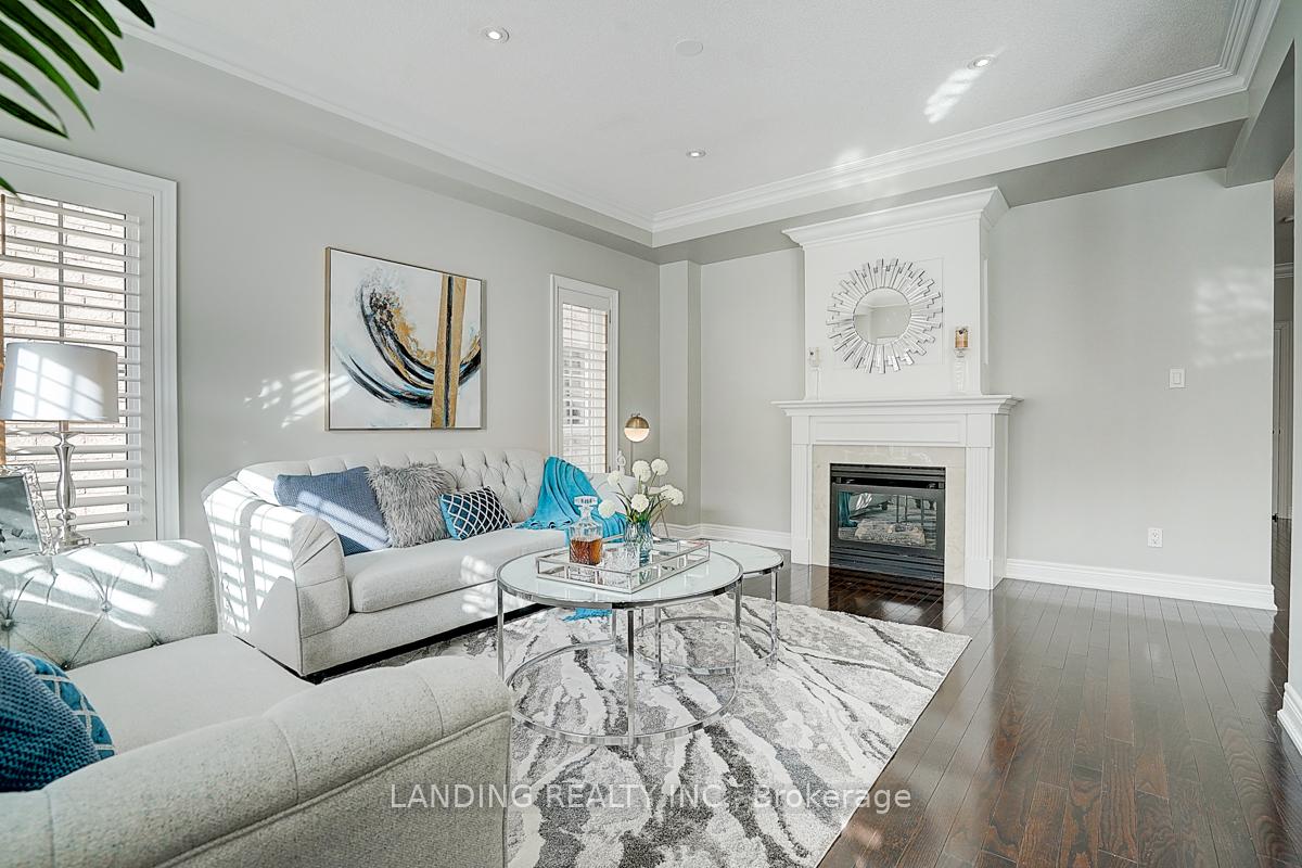 Photo 7 of 23 Daniel Bram Drive, Vaughan, Patterson — HOMEH