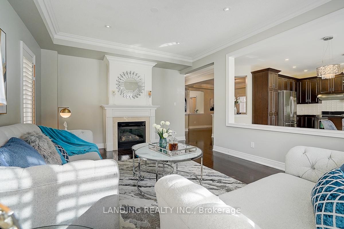 Photo 8 of 23 Daniel Bram Drive, Vaughan, Patterson — HOMEH