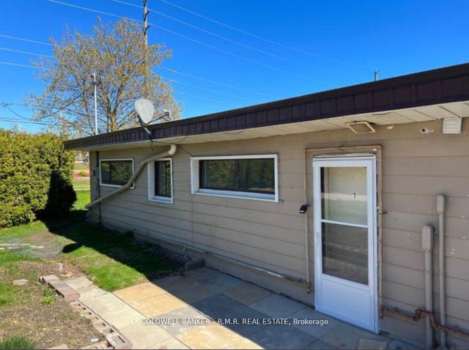 Photo 2 of Unit 3, 1396 Wilson Road N, Oshawa, Samac — HOMEH