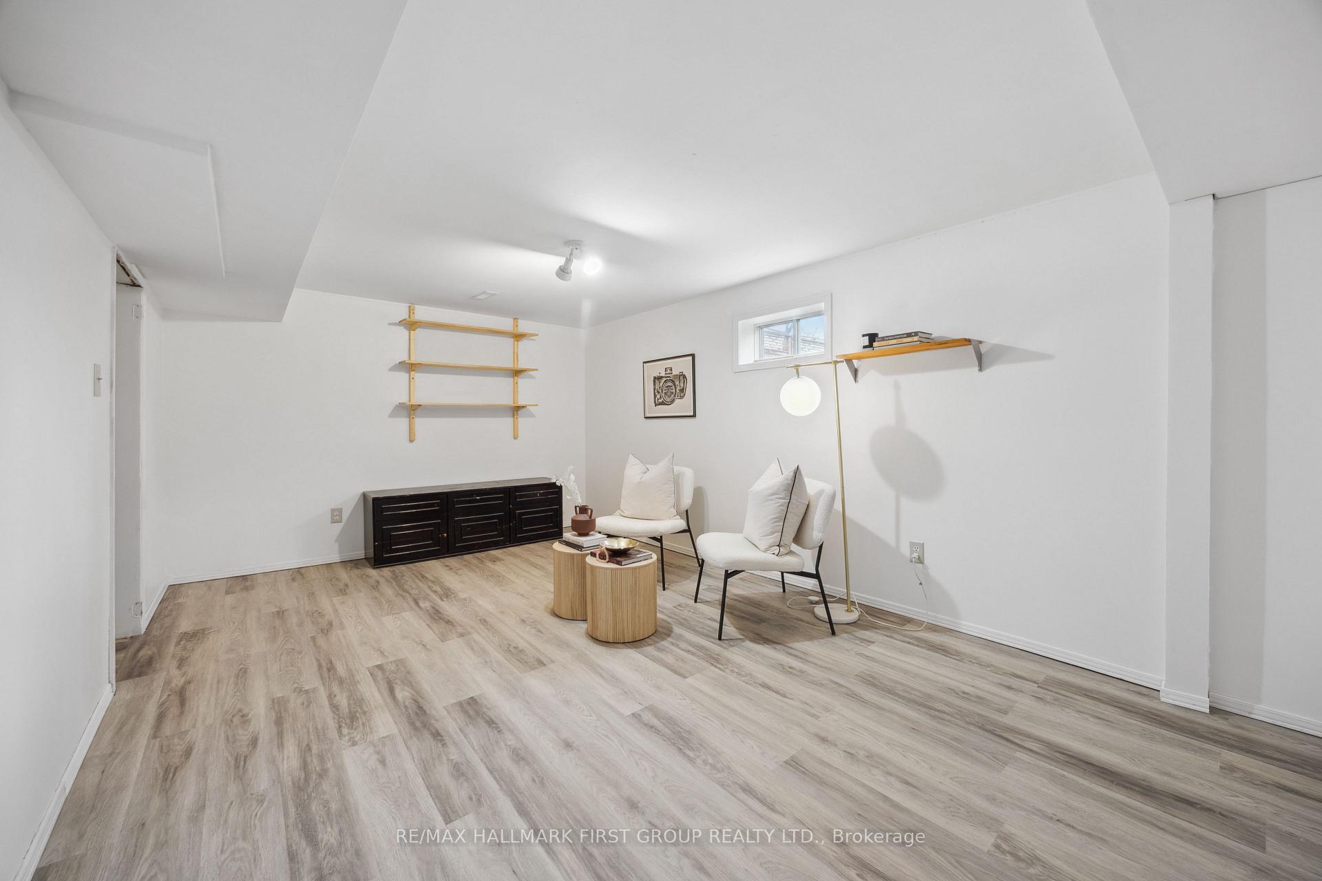 Photo 6 of 651 Radisson Avenue, Oshawa, Vanier — HOMEH