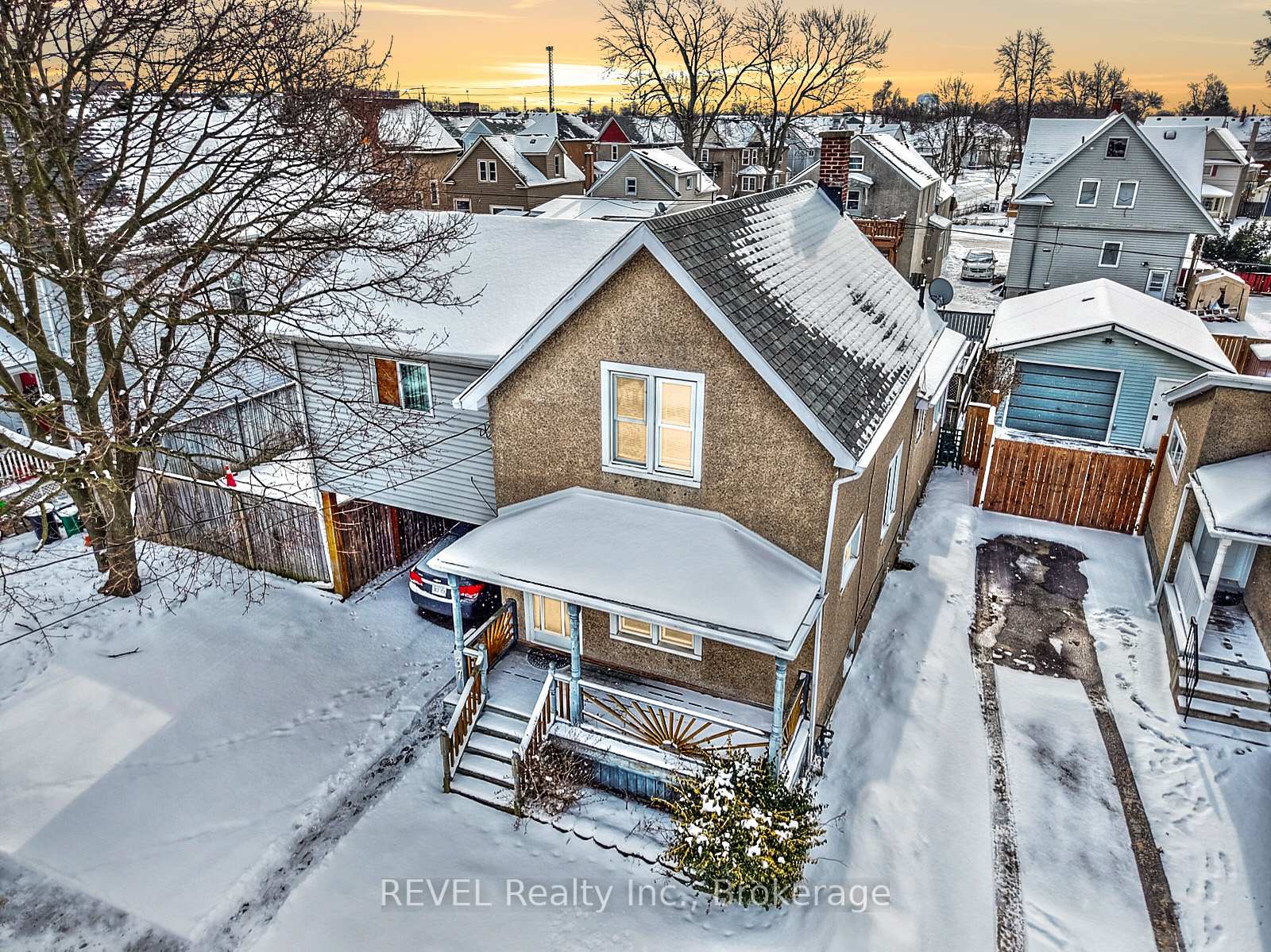 Photo 1 of 37 Randolph Street, Welland, Welland Downtown — HOMEH