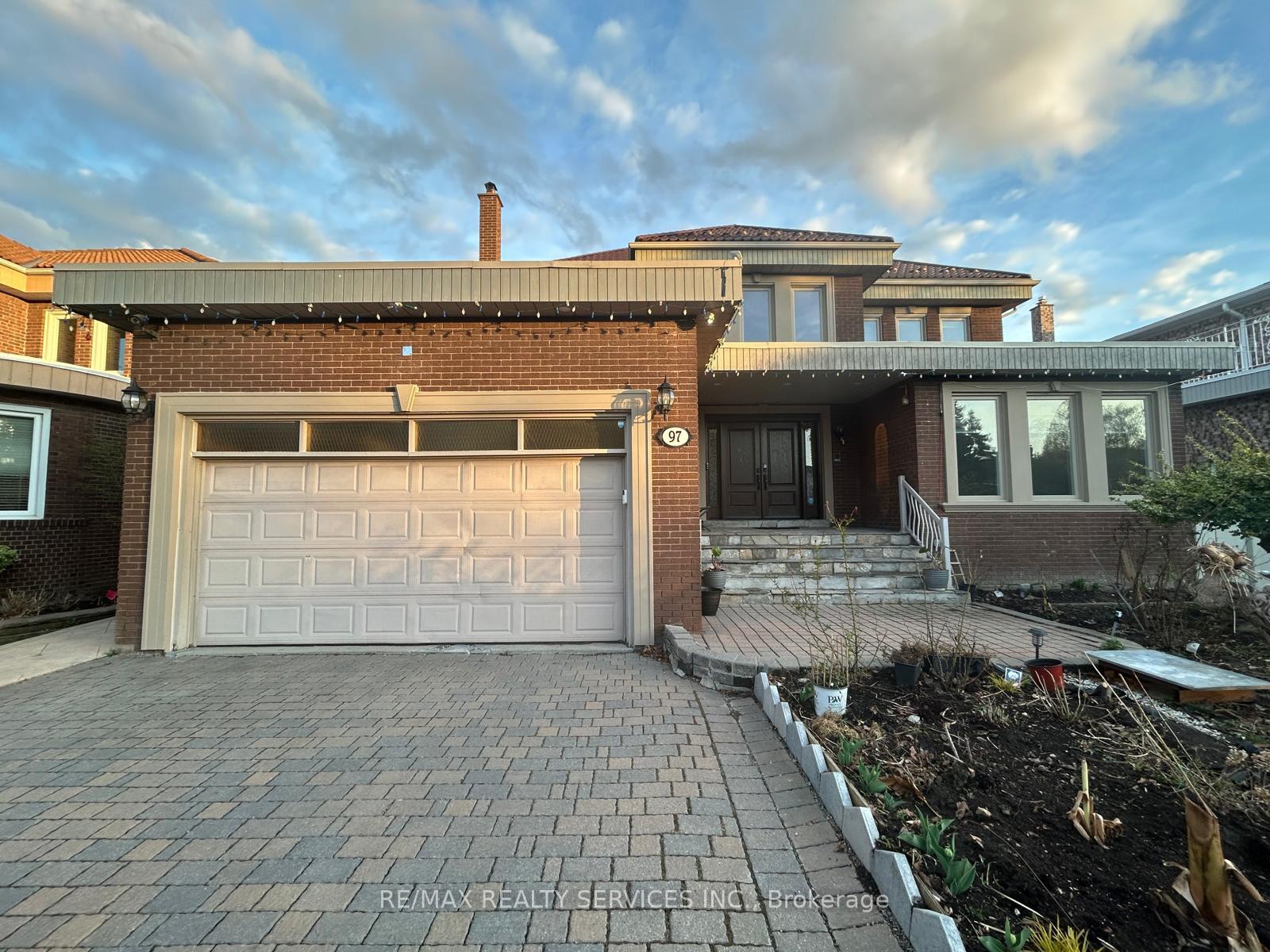 Photo 1 of 97 Wigwoss Drive, Vaughan, East Woodbridge — HOMEH