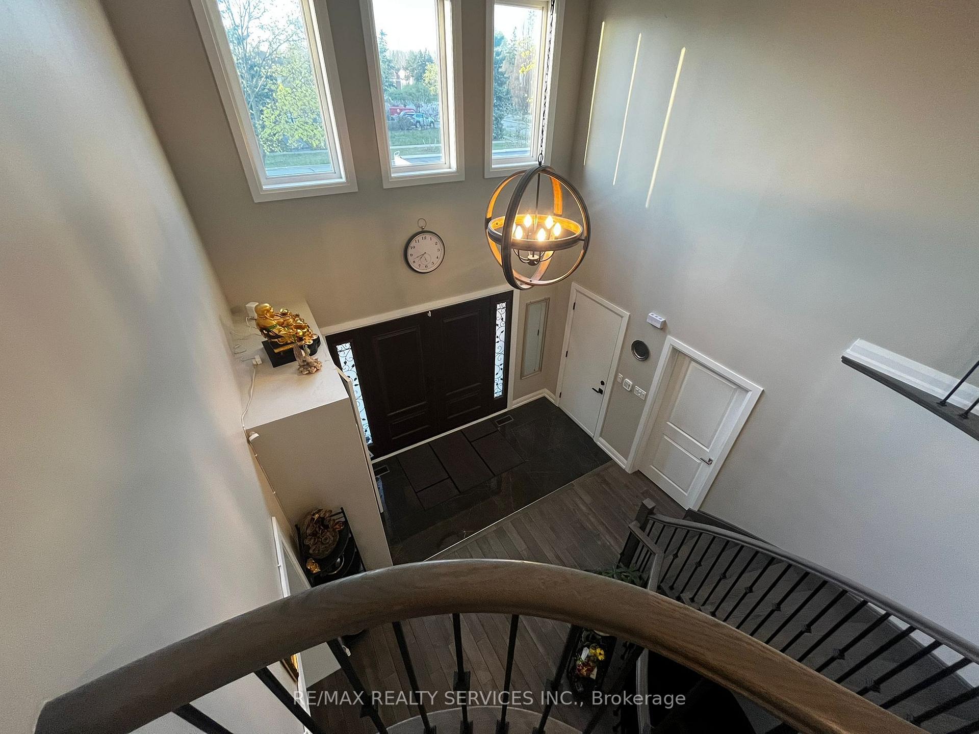 Photo 9 of 97 Wigwoss Drive, Vaughan, East Woodbridge — HOMEH