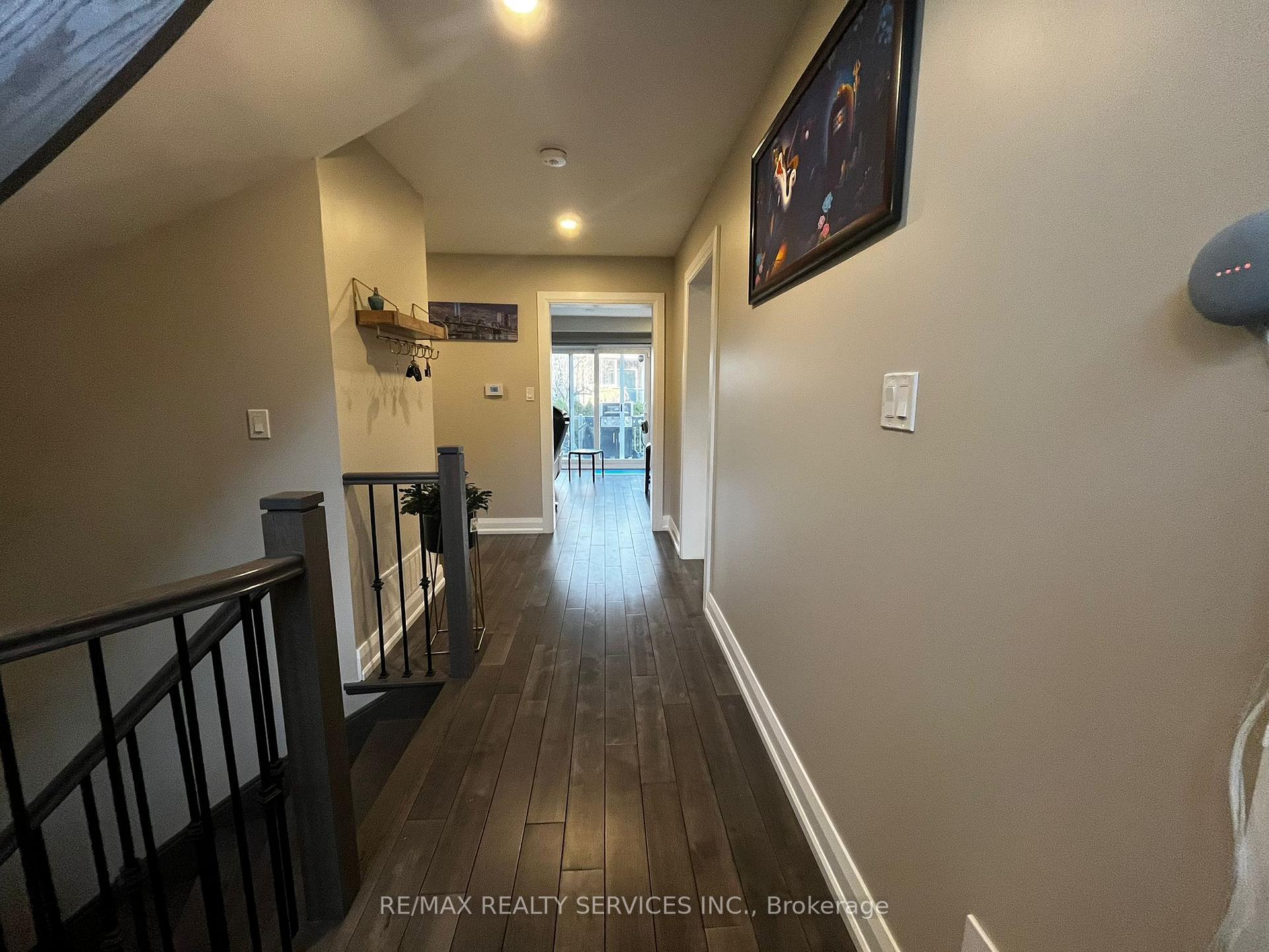 Photo 10 of 97 Wigwoss Drive, Vaughan, East Woodbridge — HOMEH