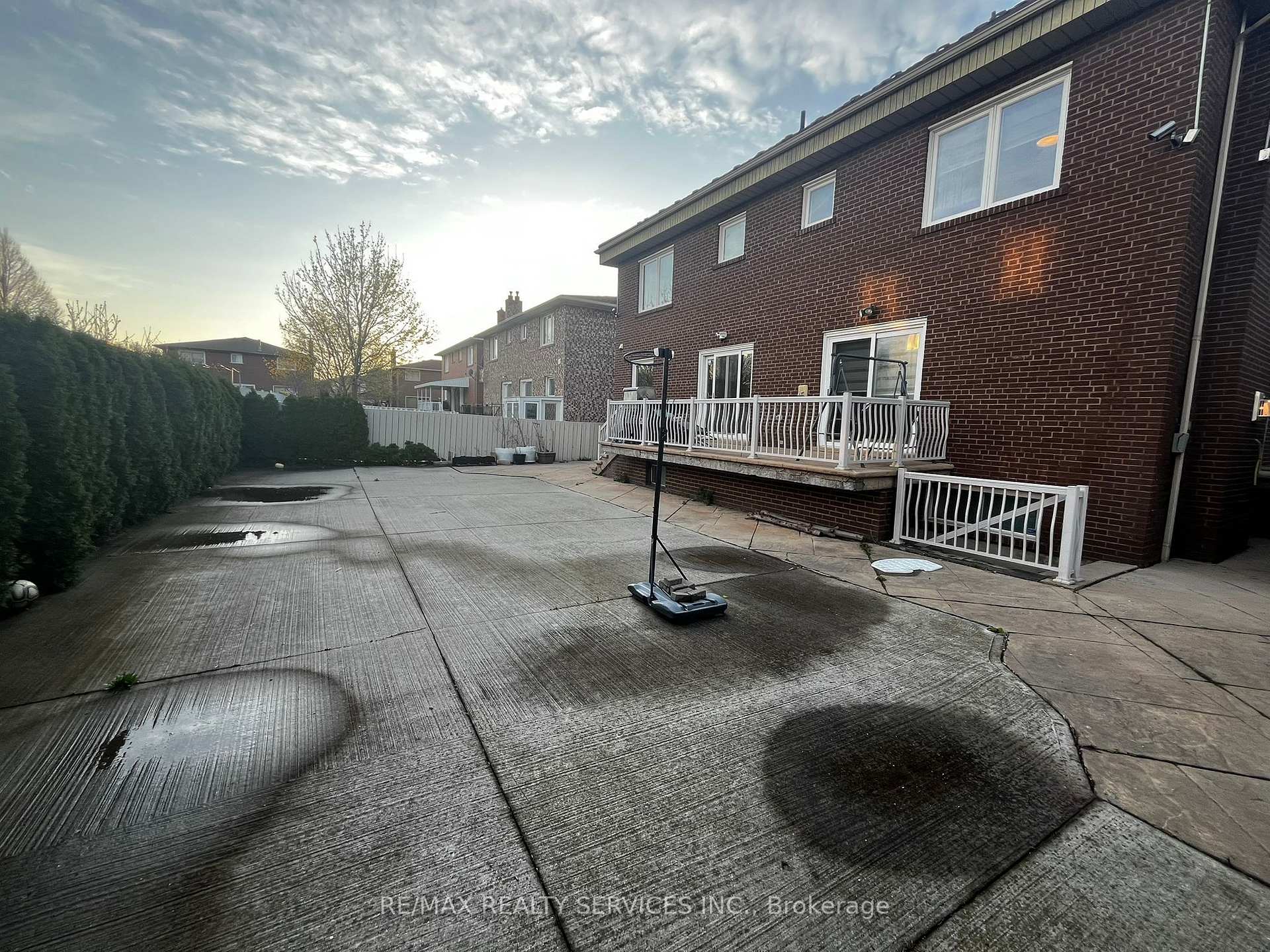 Photo 14 of 97 Wigwoss Drive, Vaughan, East Woodbridge — HOMEH