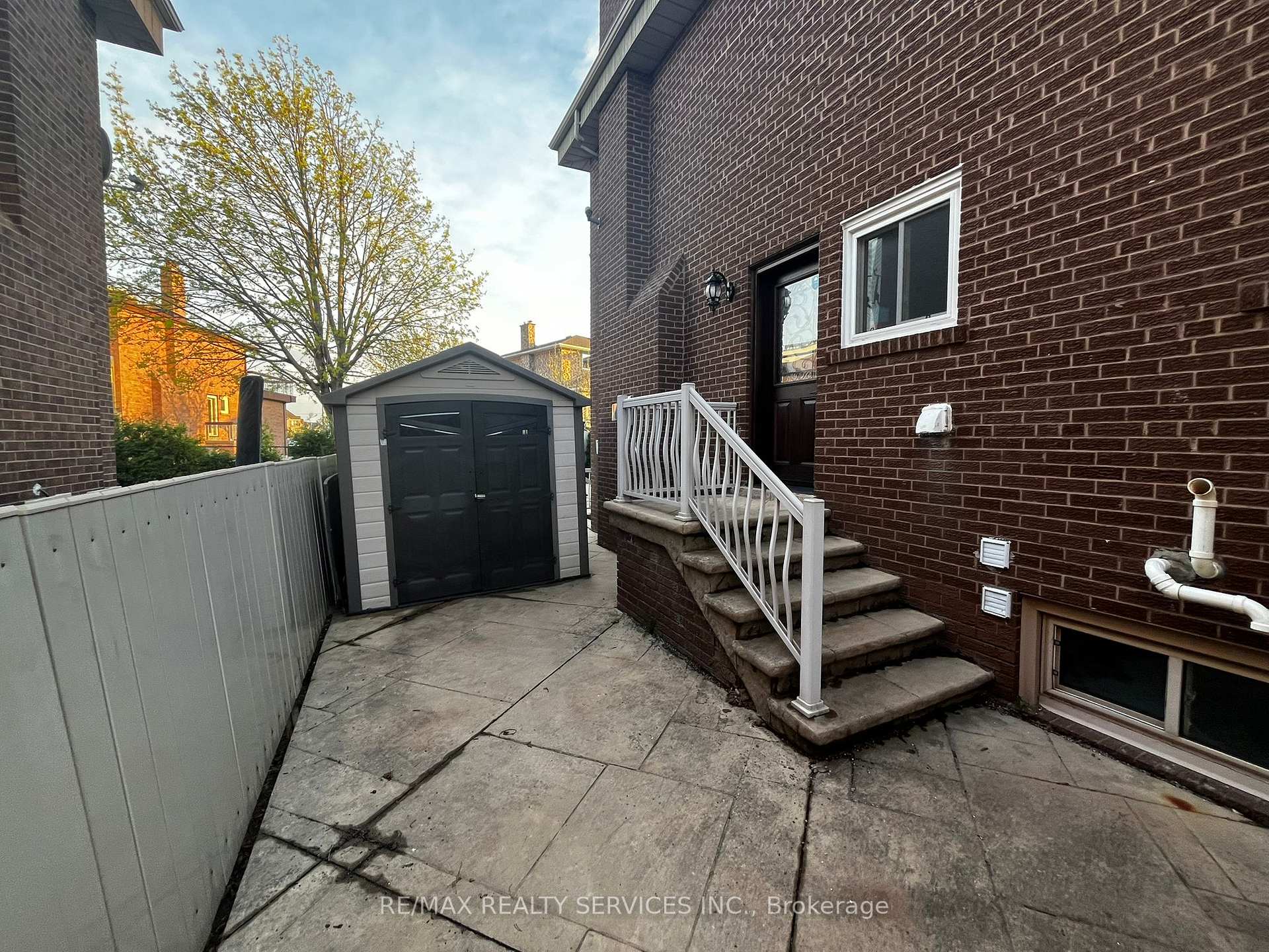 Photo 15 of 97 Wigwoss Drive, Vaughan, East Woodbridge — HOMEH
