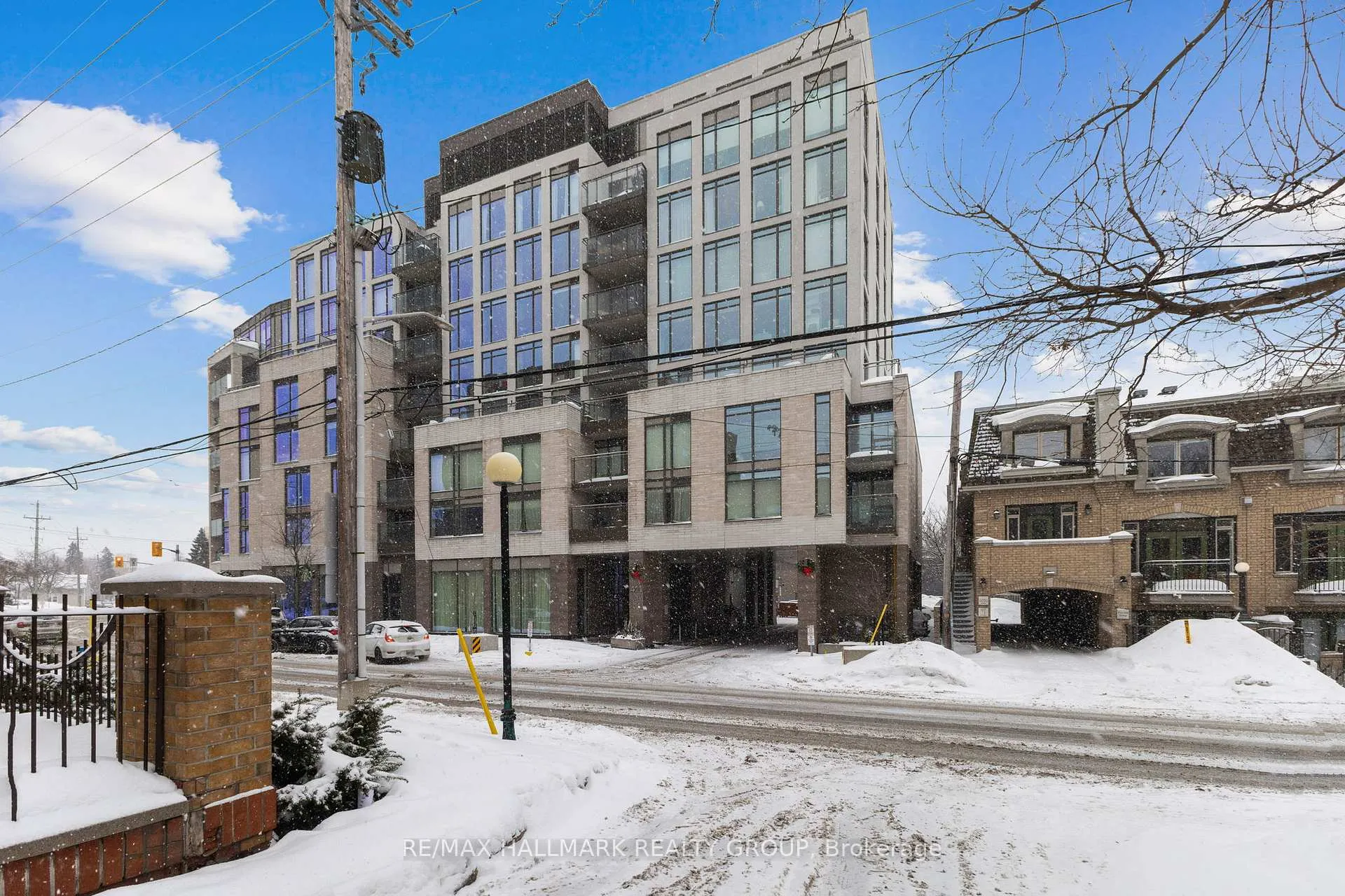 Photo 1 of Unit 418, 411 Mackay Street, Ottawa, Lindenlea — HOMEH