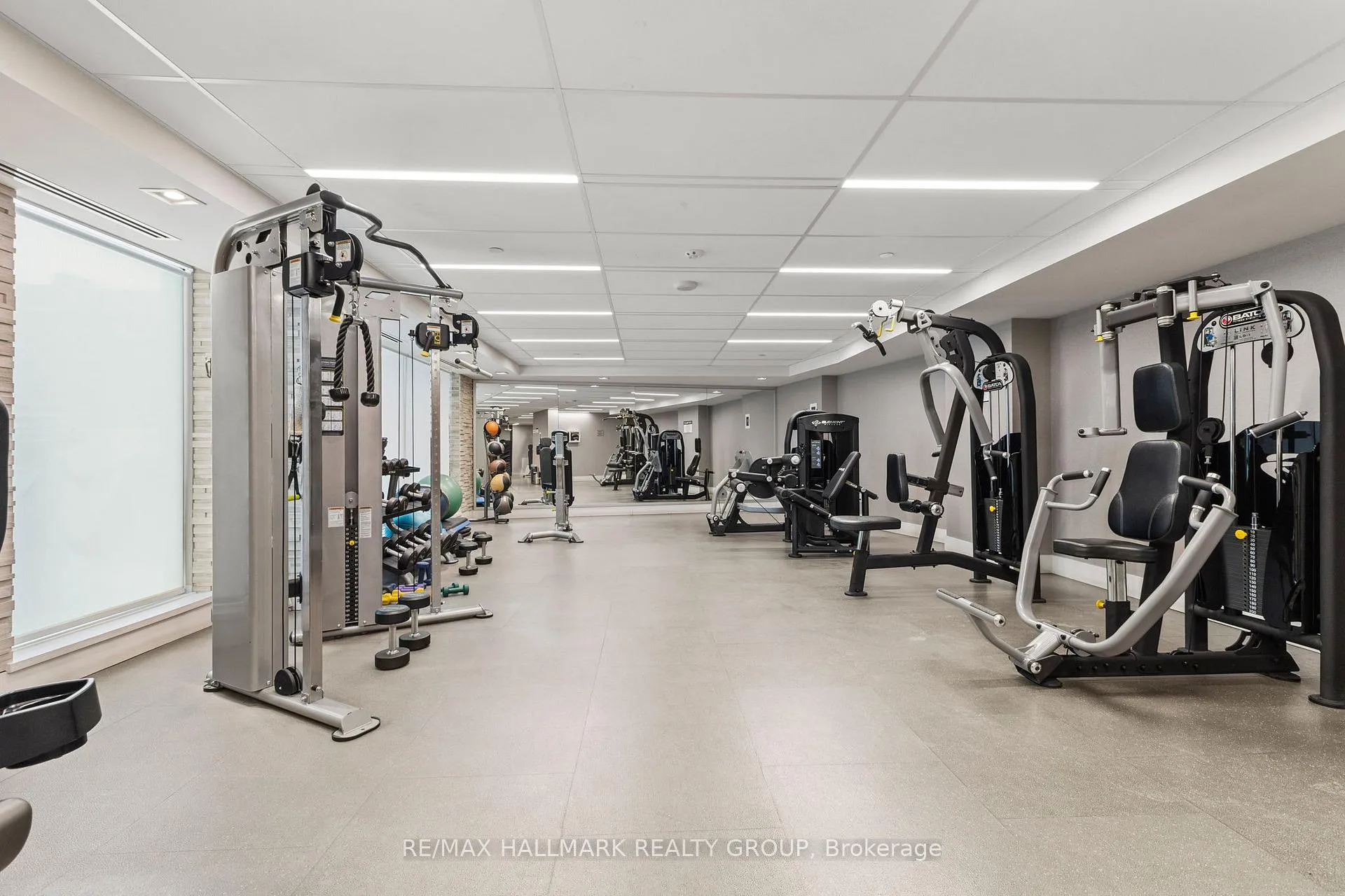 Photo 22 of Unit 418, 411 Mackay Street, Ottawa, Lindenlea — HOMEH