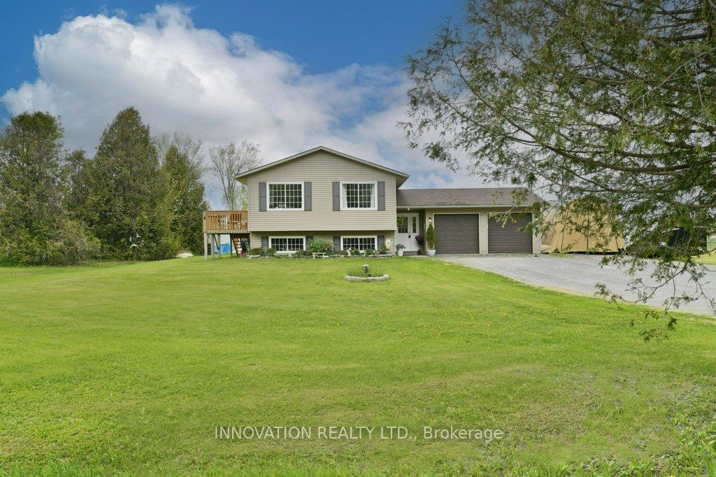 Photo 1 of 852 Ferguson Road, Beckwith, Beckwith Twp — HOMEH