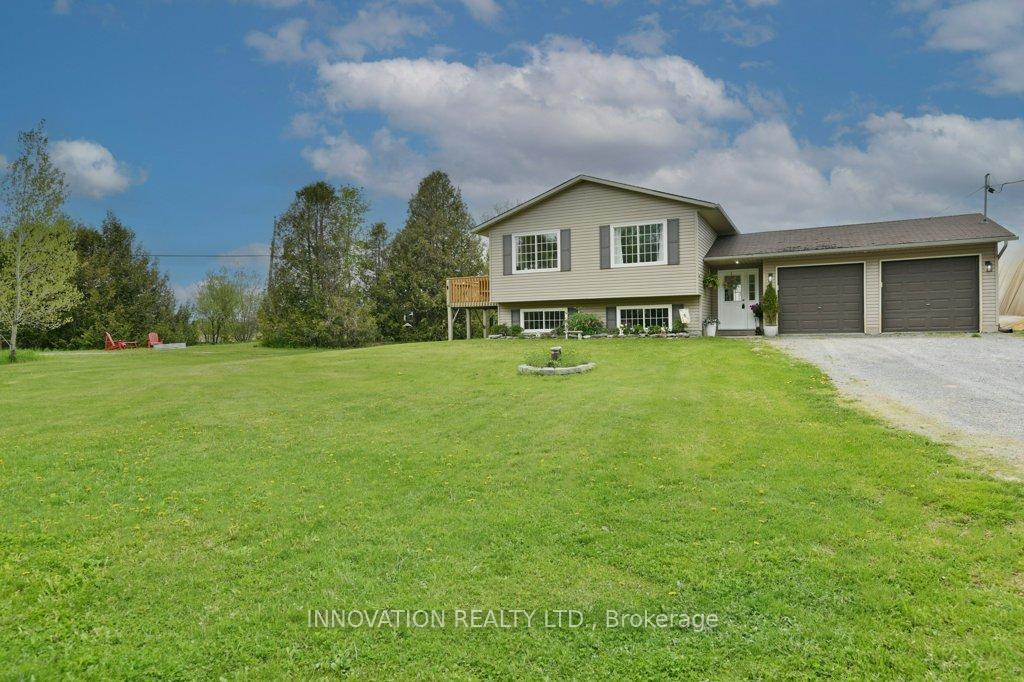 Photo 2 of 852 Ferguson Road, Beckwith, Beckwith Twp — HOMEH