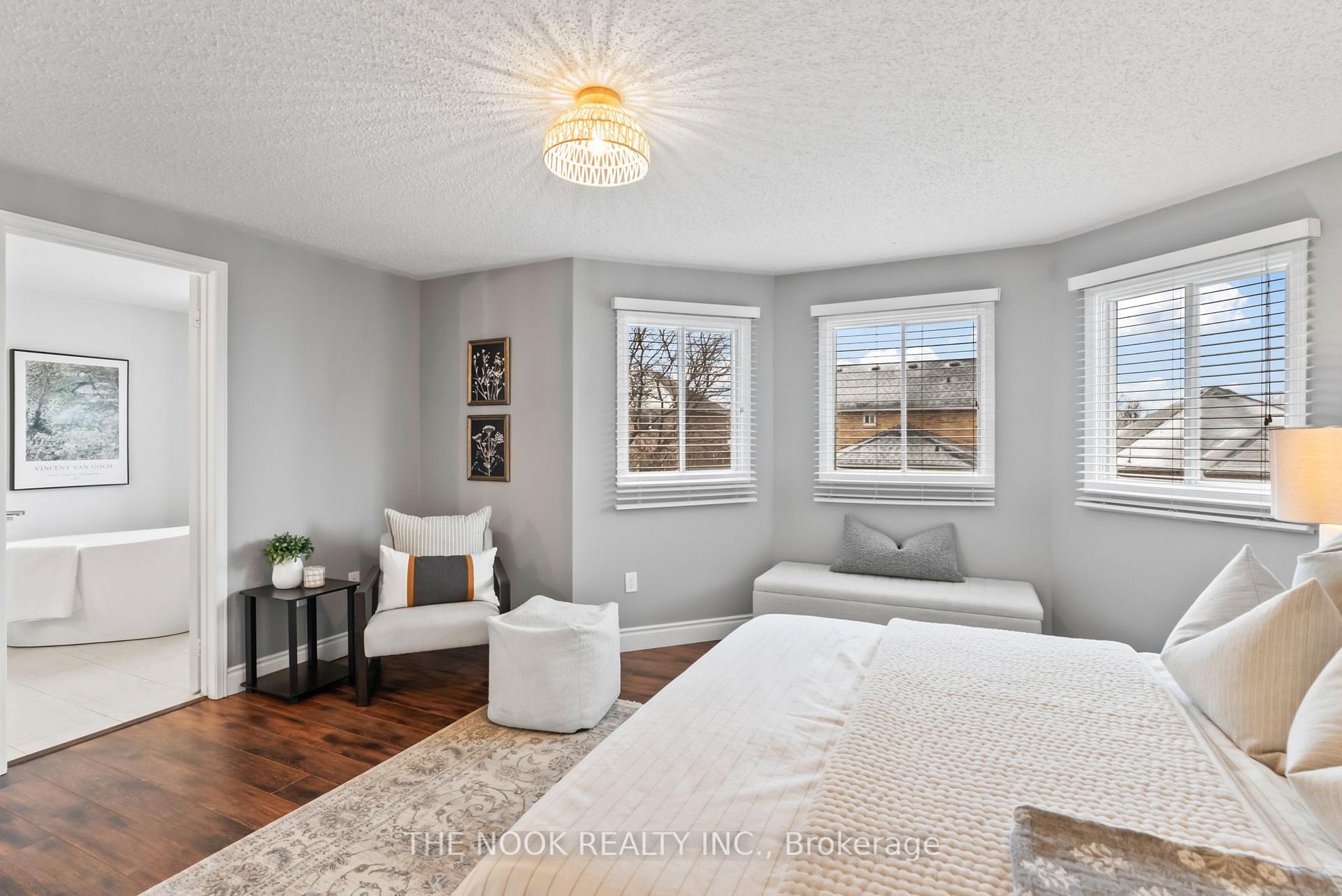 Photo 24 of 33 Old Colony Drive, Whitby, Pringle Creek — HOMEH