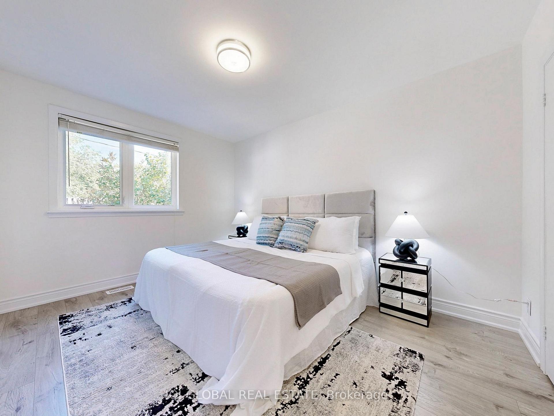 Photo 8 of 12 Billingsgate Crescent, Ajax, South East — HOMEH