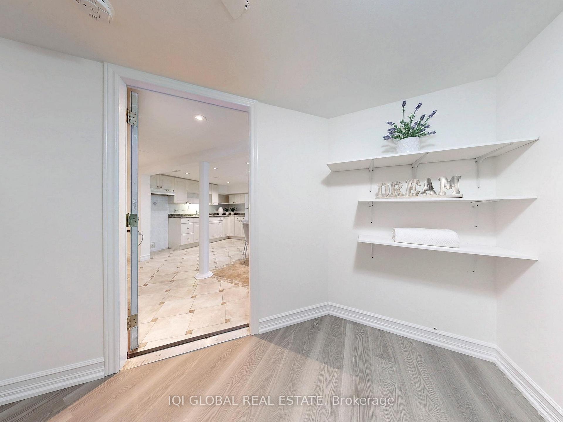 Photo 11 of 12 Billingsgate Crescent, Ajax, South East — HOMEH