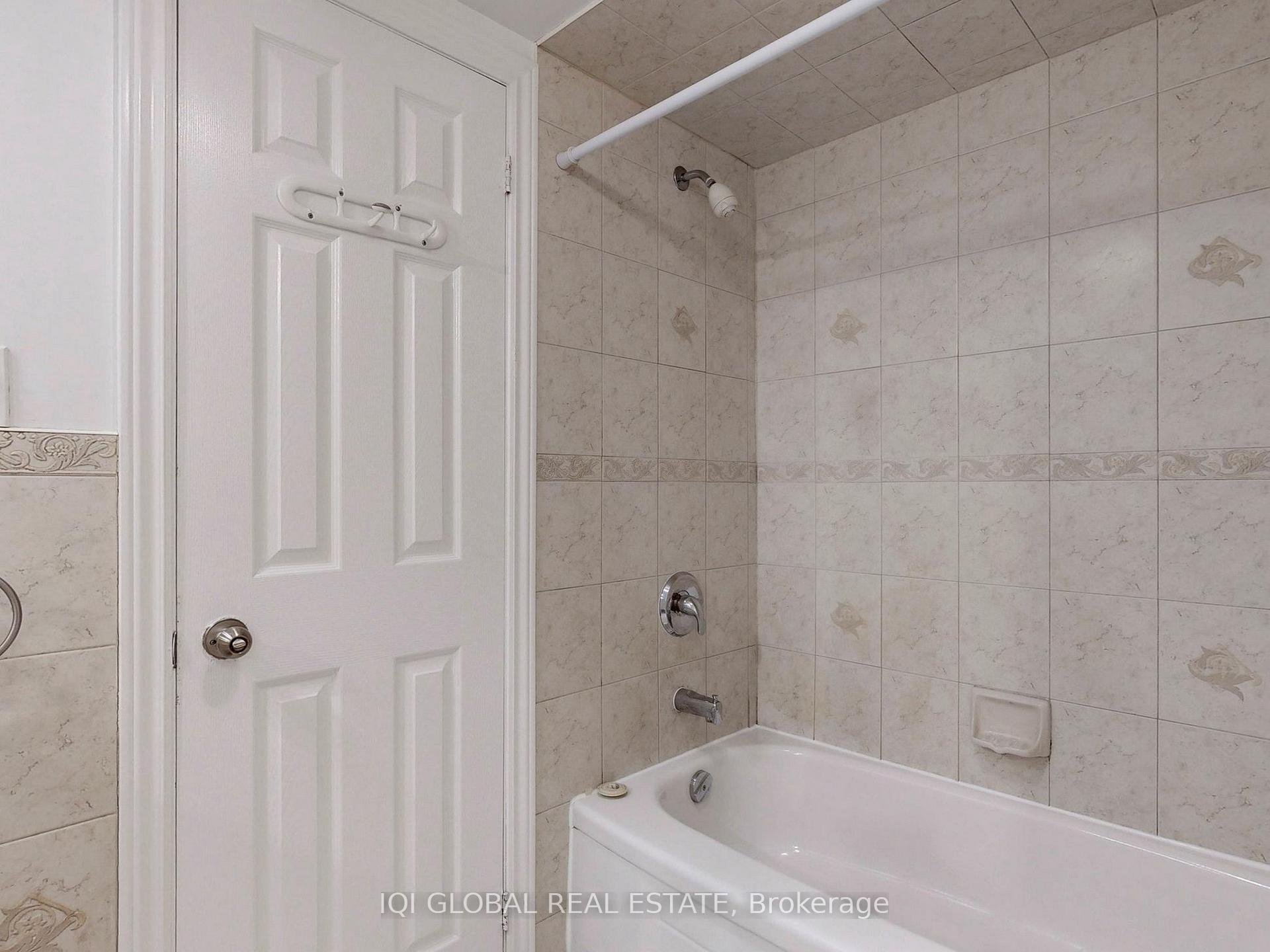 Photo 19 of 12 Billingsgate Crescent, Ajax, South East — HOMEH