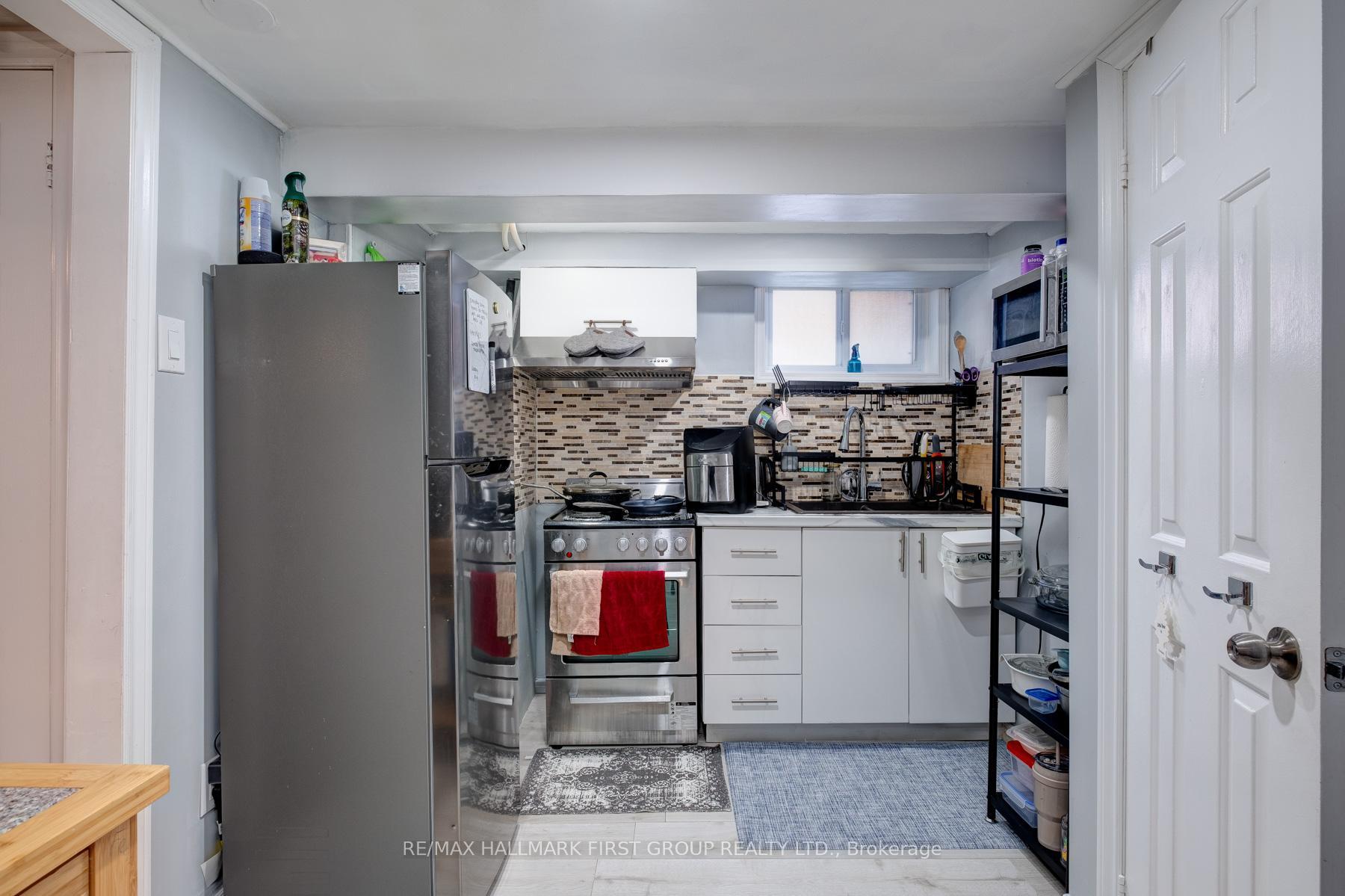 Photo 14 of 294 Wolfe Street, Oshawa, Lakeview — HOMEH