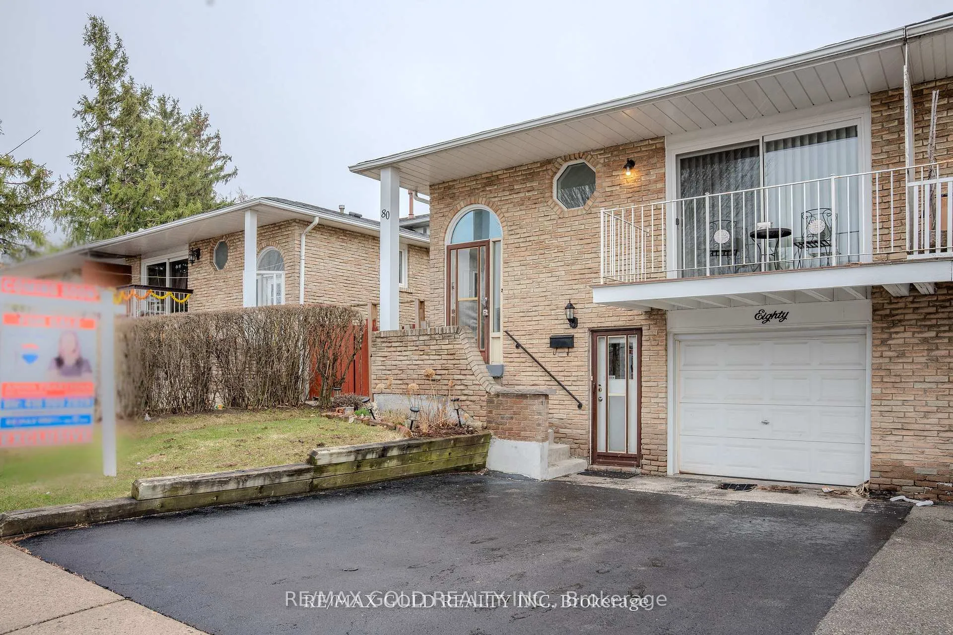 Photo 2 of 80 Ivybridge Drive, Brampton, Madoc — HOMEH