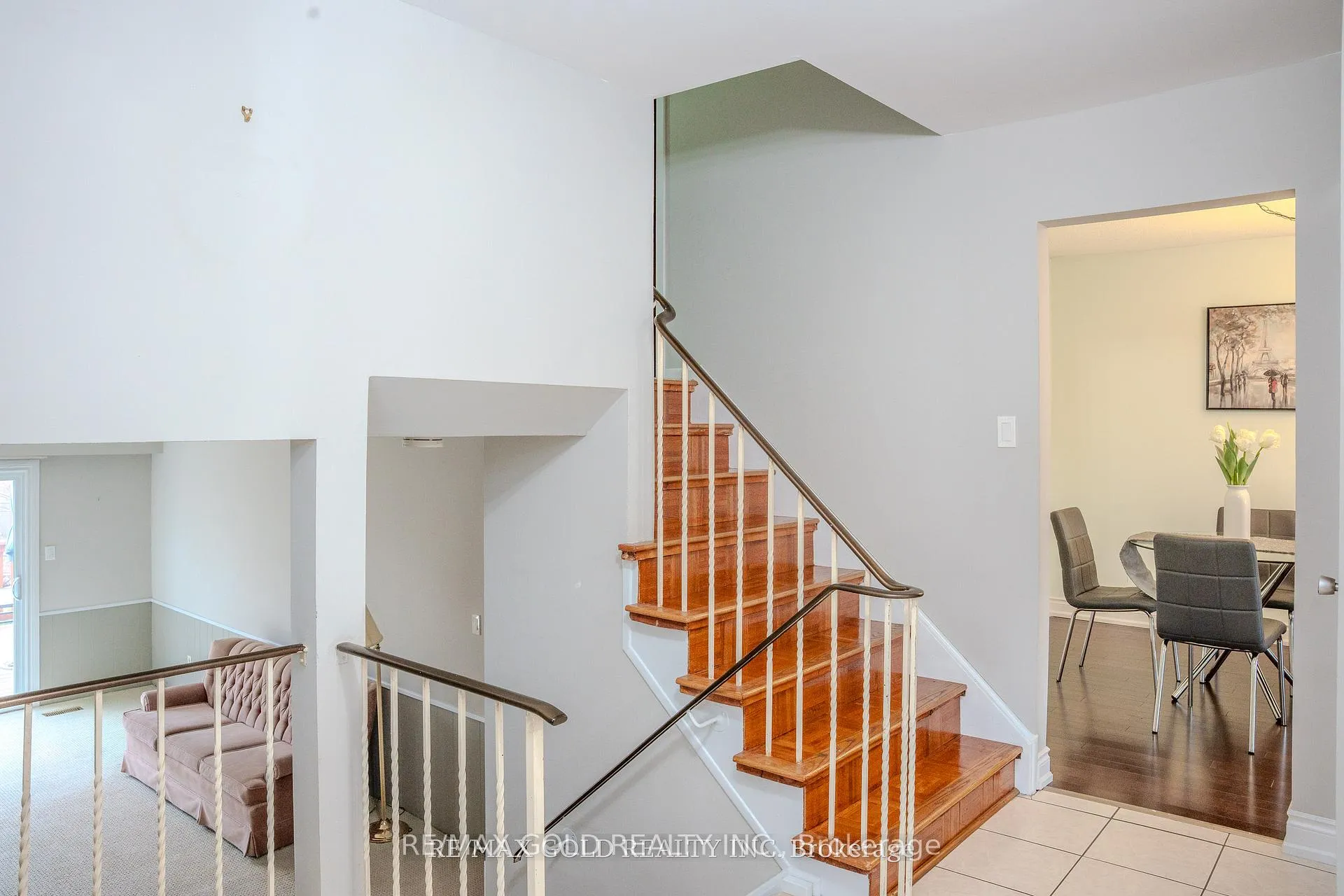 Photo 15 of 80 Ivybridge Drive, Brampton, Madoc — HOMEH