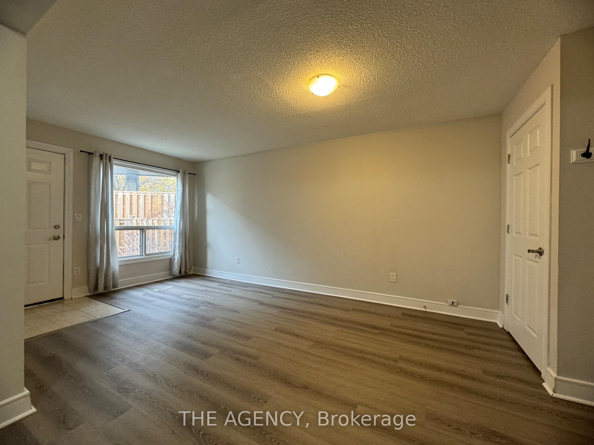 Photo 3 of Unit 26, 477 Dean Avenue, Oshawa, Central — HOMEH