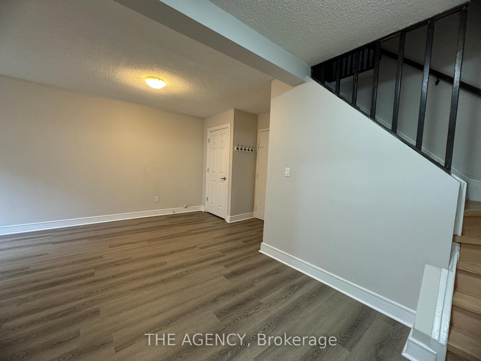 Photo 4 of Unit 26, 477 Dean Avenue, Oshawa, Central — HOMEH