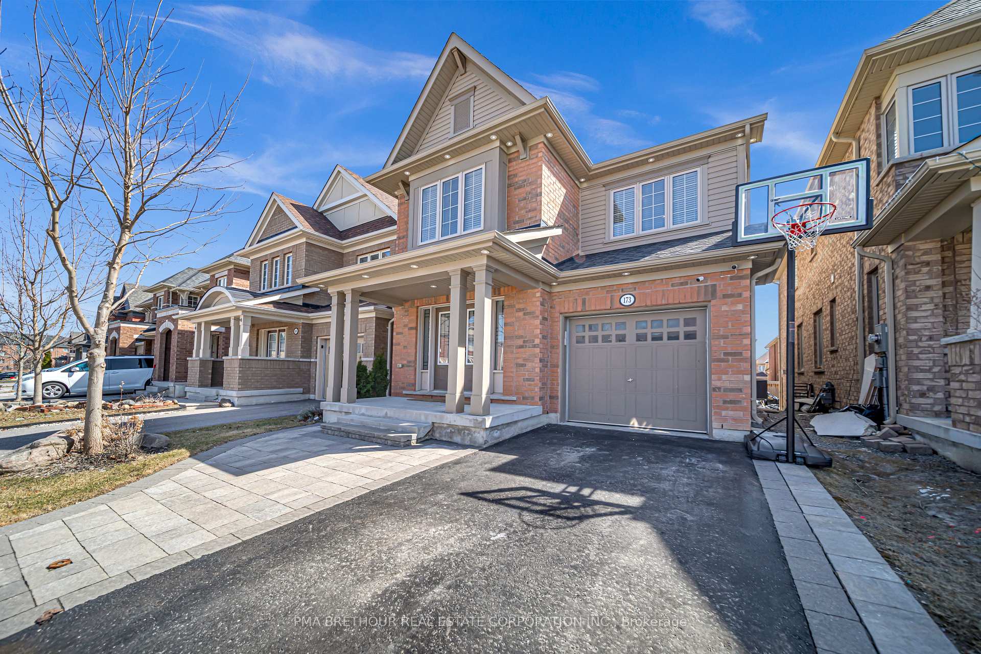 Photo 3 of 173 Hyperion Court, Oshawa, Windfields — HOMEH