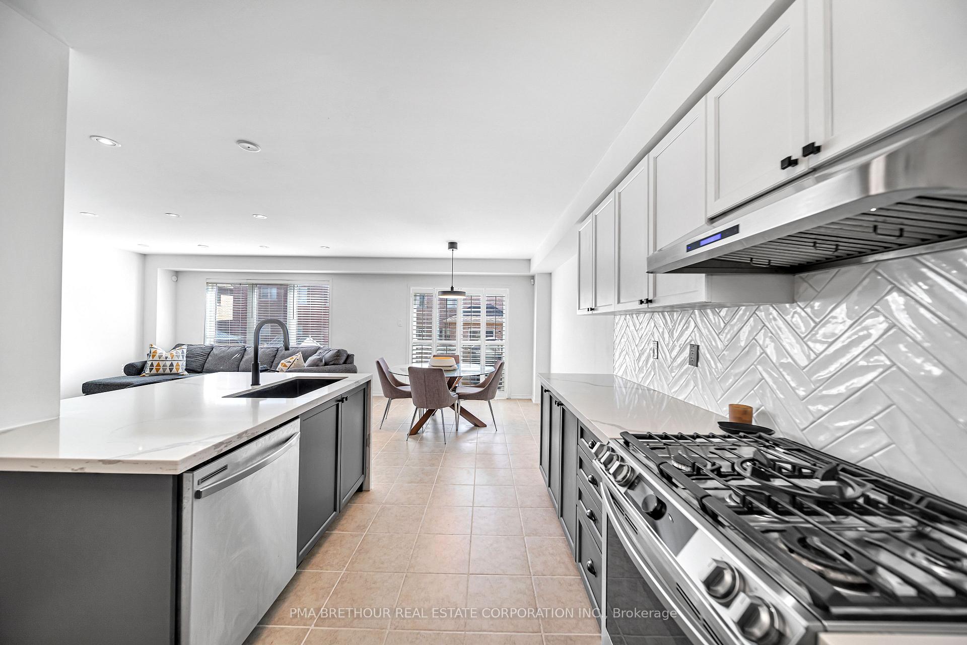 Photo 20 of 173 Hyperion Court, Oshawa, Windfields — HOMEH