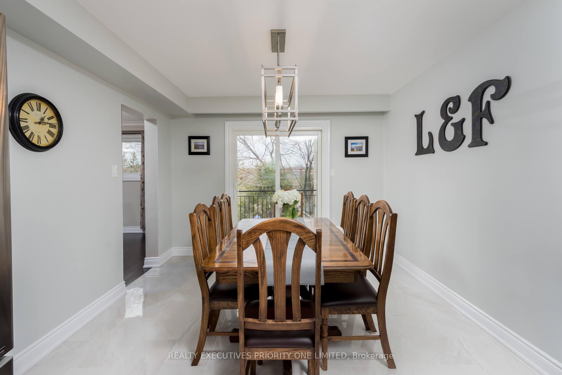 Photo 13 of 206 Andrew Park, Vaughan, West Woodbridge — HOMEH