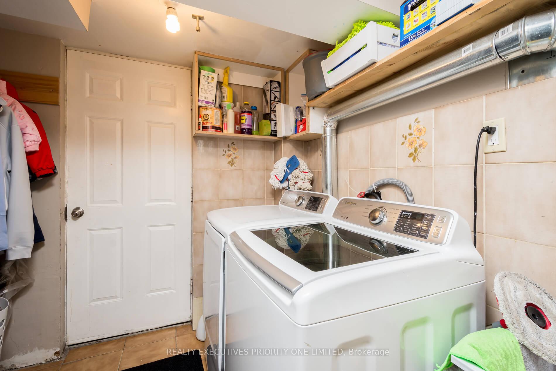 Photo 27 of 206 Andrew Park, Vaughan, West Woodbridge — HOMEH