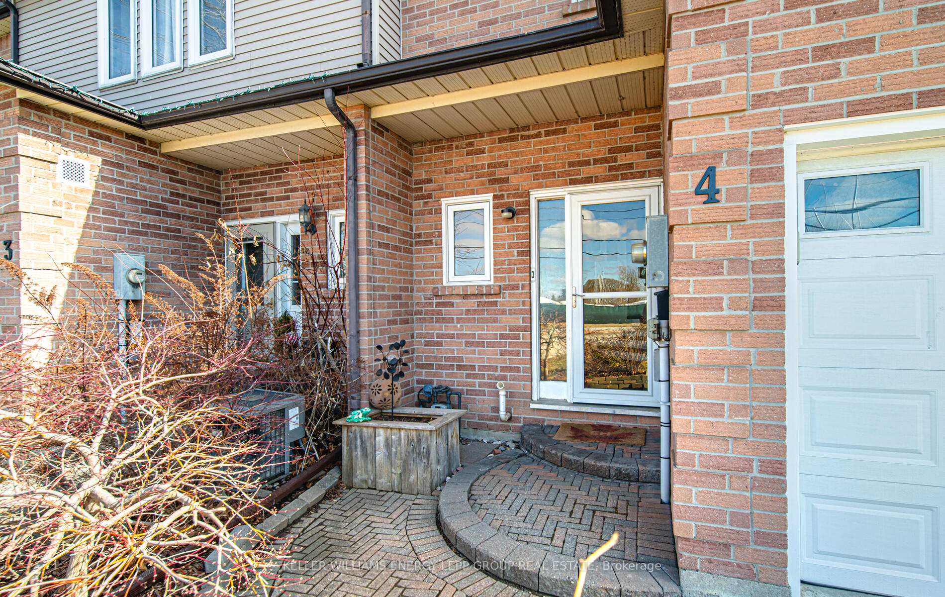 Photo 4 of Unit 4, 1705 Charles Street, Whitby, Port Whitby — HOMEH