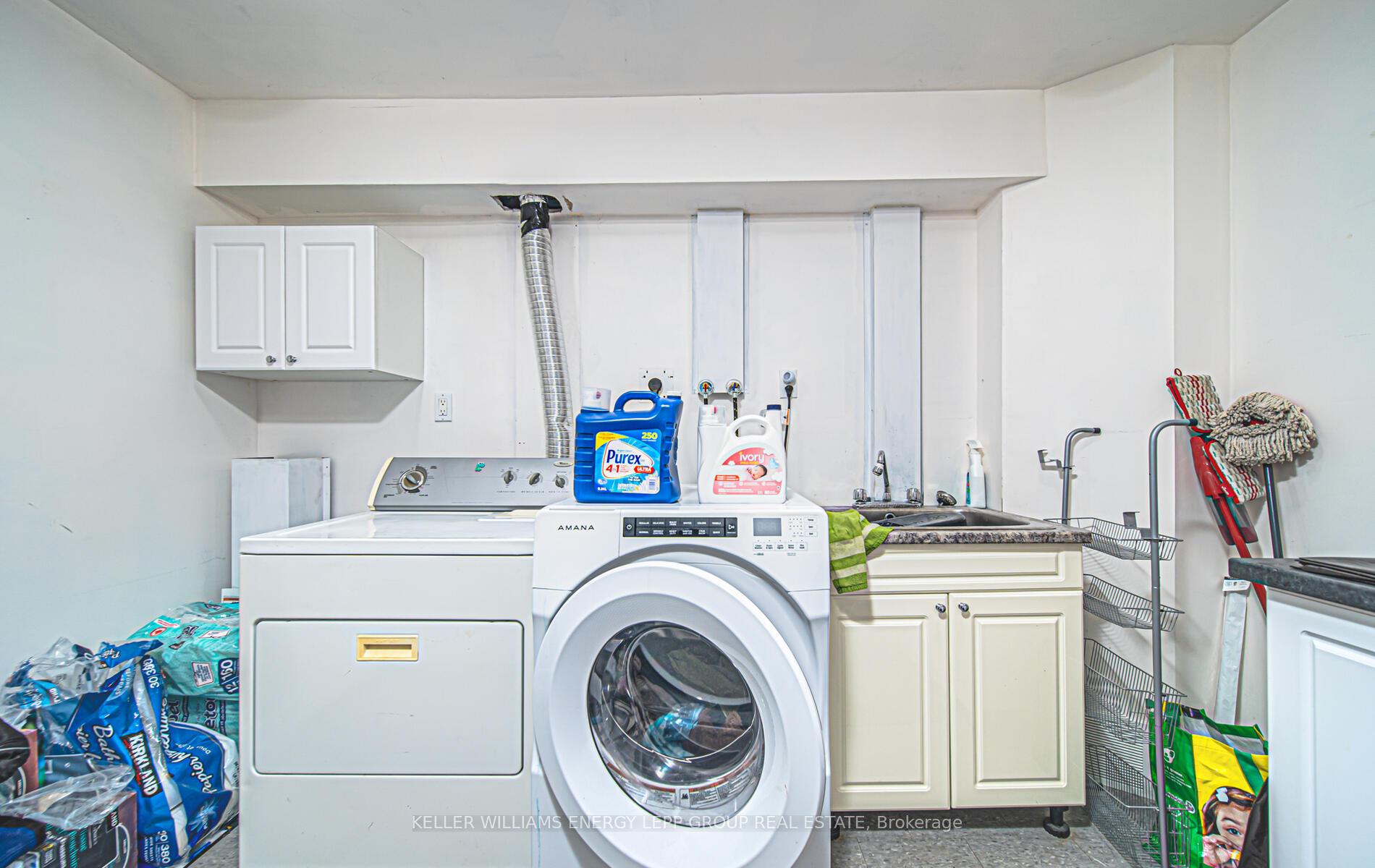 Photo 33 of Unit 4, 1705 Charles Street, Whitby, Port Whitby — HOMEH