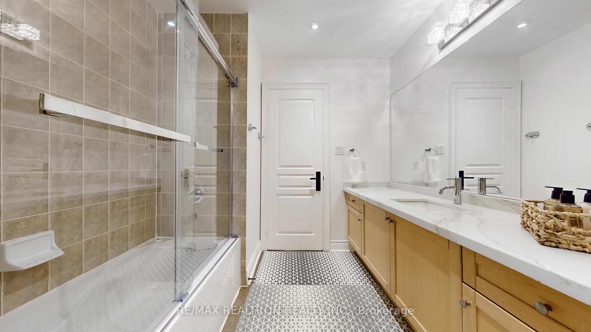Photo 35 of 24 Gladue Street, Vaughan, Patterson — HOMEH