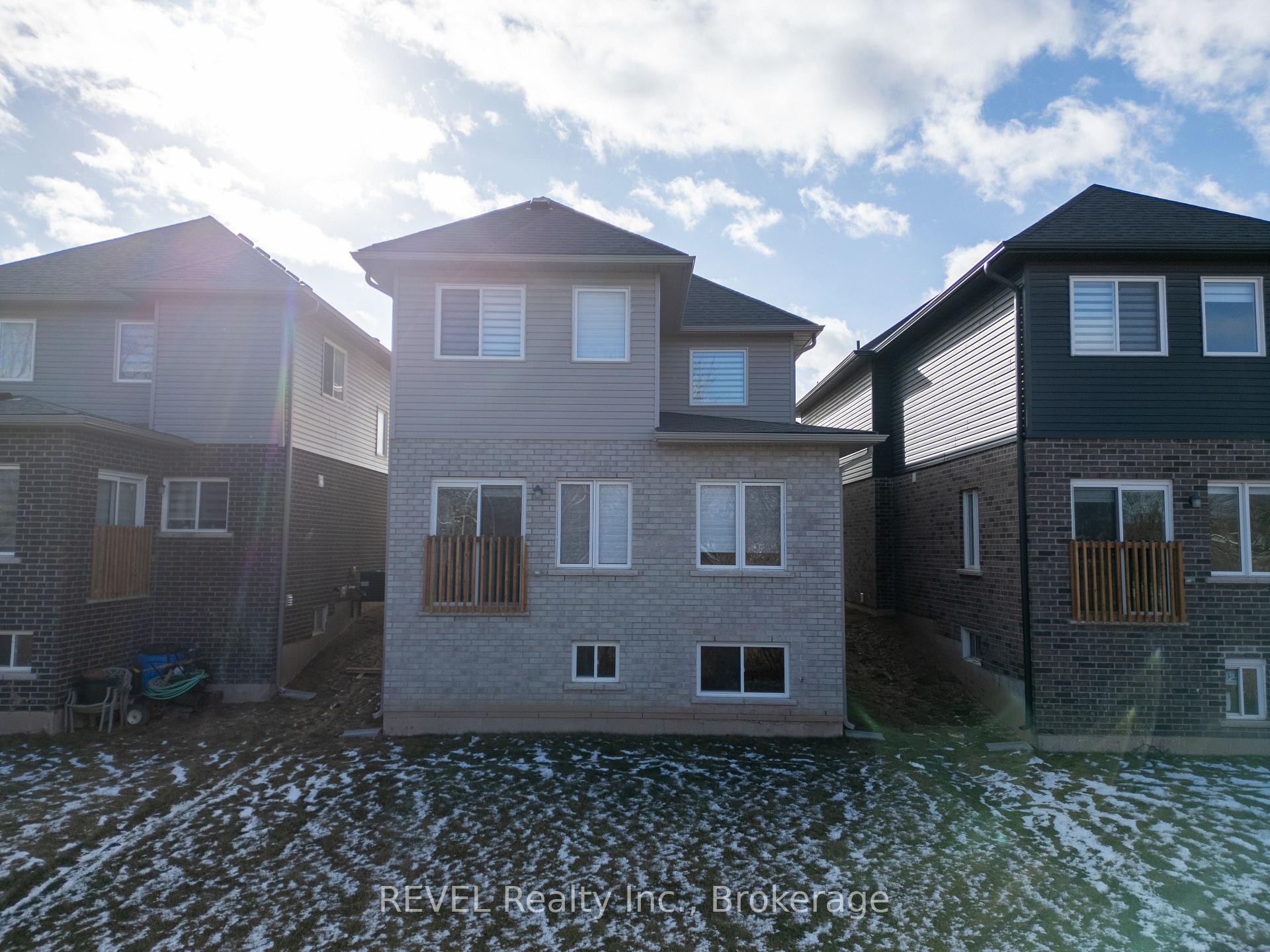 Photo 3 of 101 Caroline Street, Welland, Lincoln/Crowland — HOMEH